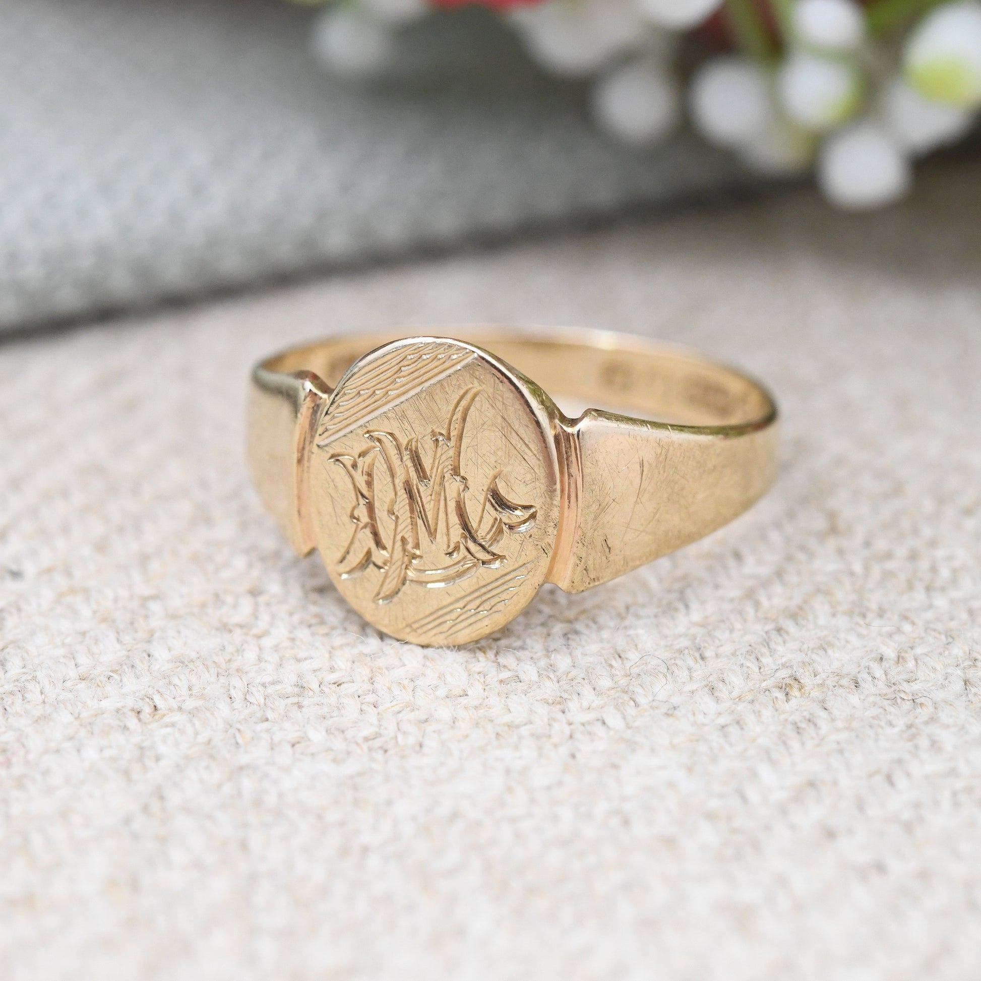 Vintage 9ct Gold Monogram Signet Ring 1955 - Mid-Century Engraved Initial Ring | Unisex Gold Pinkie Ring | UK Size - L | US Size - 5 3/4