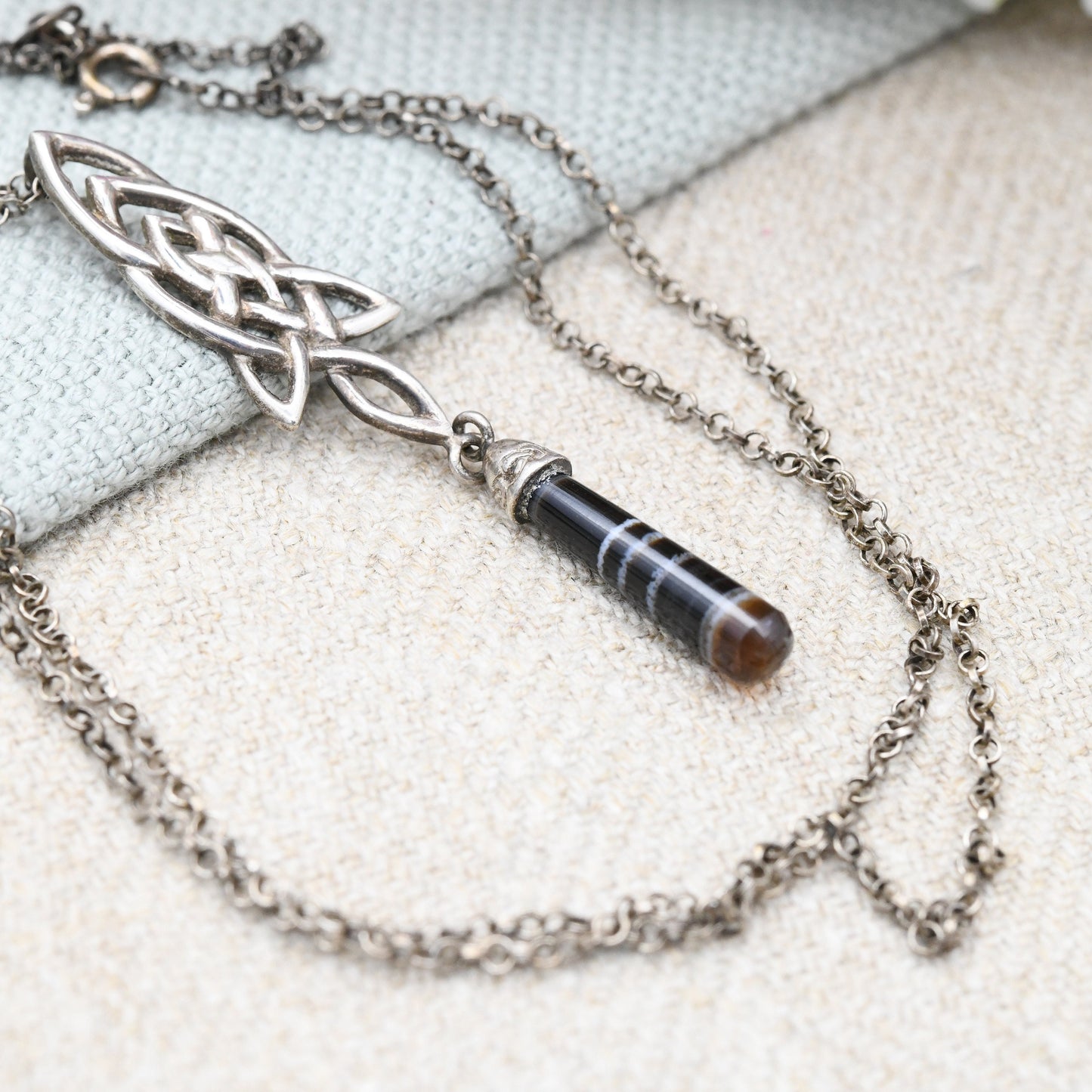 Vintage Sterling Silver Banded Agate Celtic Pendant Necklace - with Triquetra Knot Twist Design Drop Articulated | On Silver Cable Chain