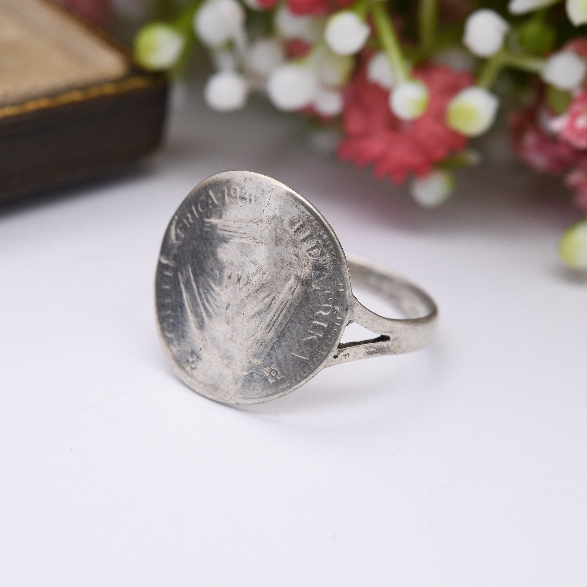 Vintage Silver George VI South Africa Threepence 1946 Coin Ring - British Royal Family Jewellery | UK Size - R | US Size - 8 1/2