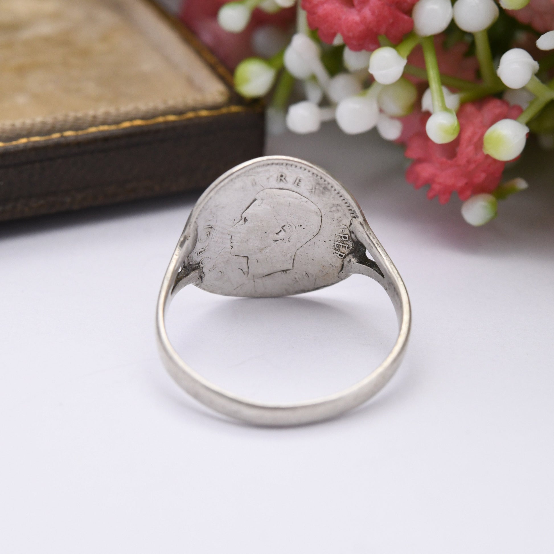 Vintage Silver George VI South Africa Threepence 1946 Coin Ring - British Royal Family Jewellery | UK Size - R | US Size - 8 1/2