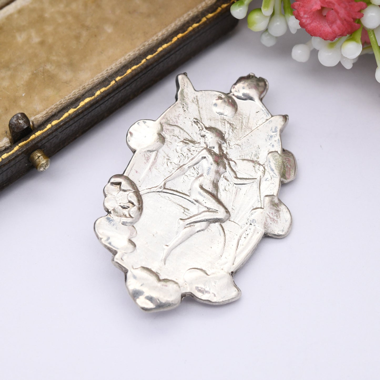 Vintage Art Nouveau Style Fairy Brooch - Floral Portrait Flower Girl with Wings | Silver Tone