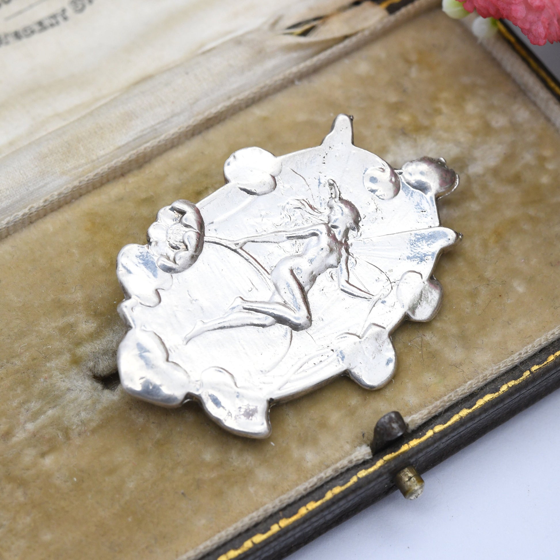 Vintage Art Nouveau Style Fairy Brooch - Floral Portrait Flower Girl with Wings | Silver Tone