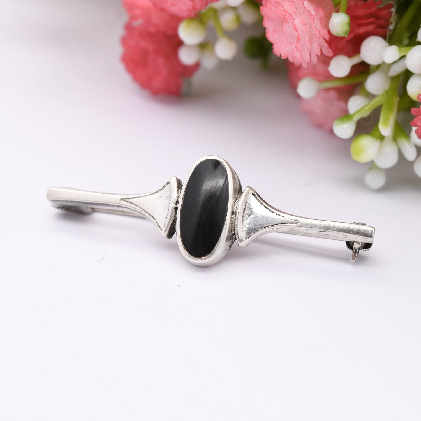 Vintage Sterling Silver Onyx Bar Brooch - Mid-Century Minimalist Design | Black Oval Cabochon Gemstone