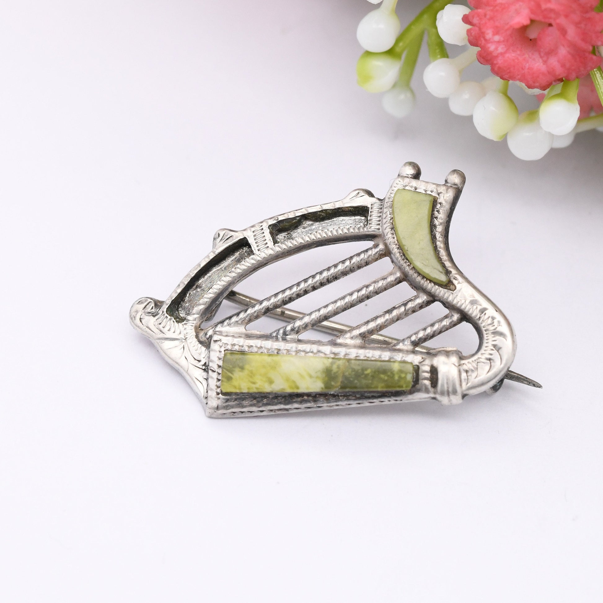 Antique Connemara Marble Sterling Silver Celtic Harp Brooch 1917 - Cláirseach Telyn Instrument Brooch Victorian Scottish Pebble Jewellery