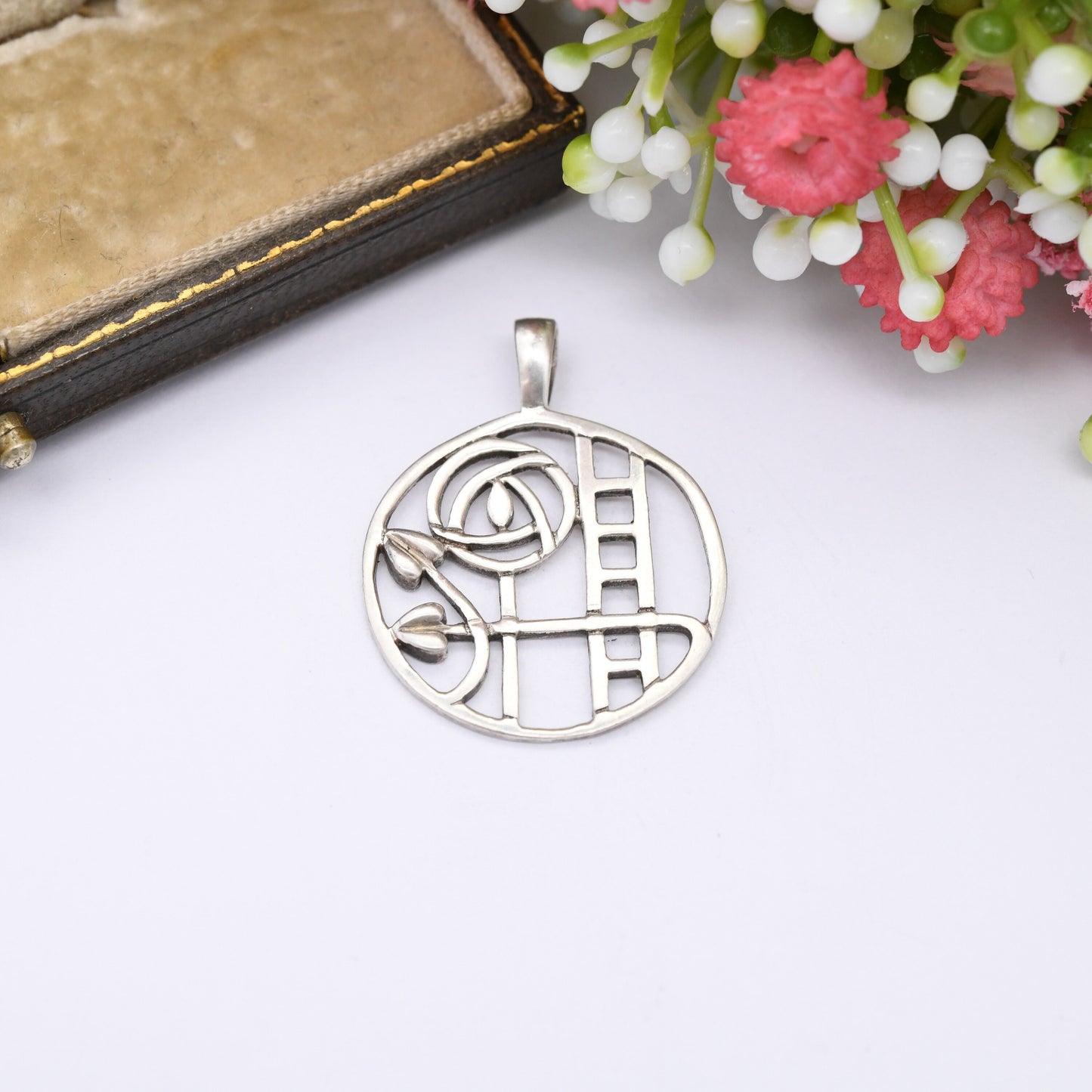 Vintage Sterling Silver Glasgow Rose Pendant - Celtic Openwork Flower Symbol | Circle Stained Glass Window Style