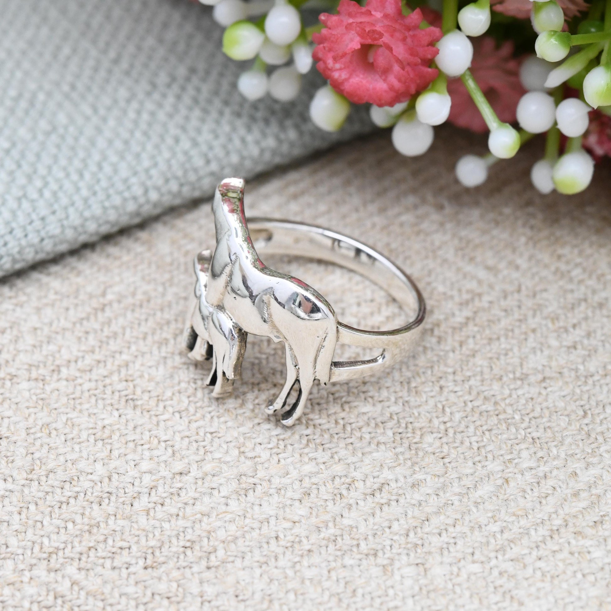 Vintage Sterling Silver Horse and Foal Ring - Sculptural Animal Jewellery Gift for Nature Lover Horse Riding | UK Size - N | US Size - 6 3/4