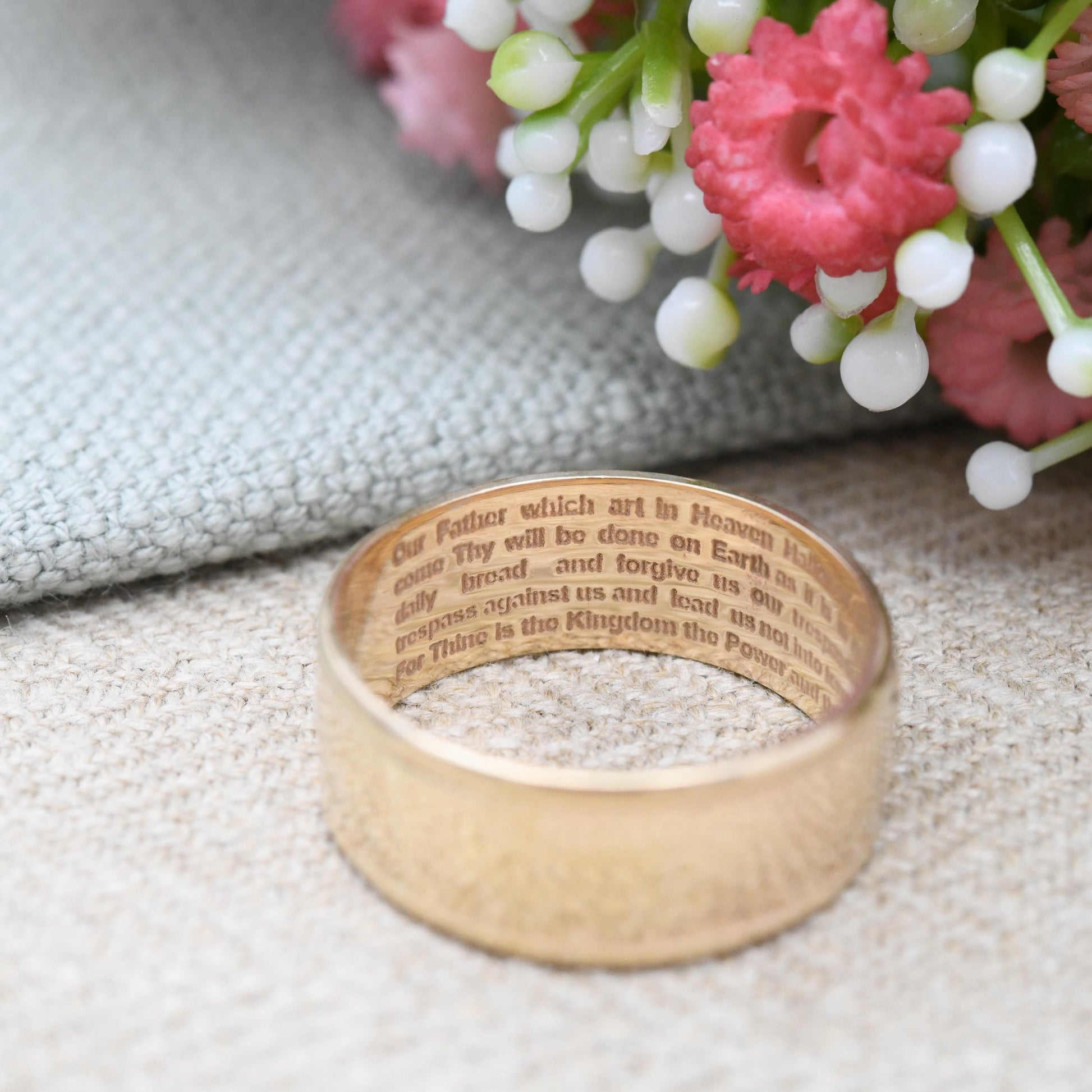 Vintage 9ct Gold Lord's Prayer Ring with Doves and Cross Design - Chunky Band Religious Hidden Message | UK Size - V 1/2 | US Size - 10 3/4