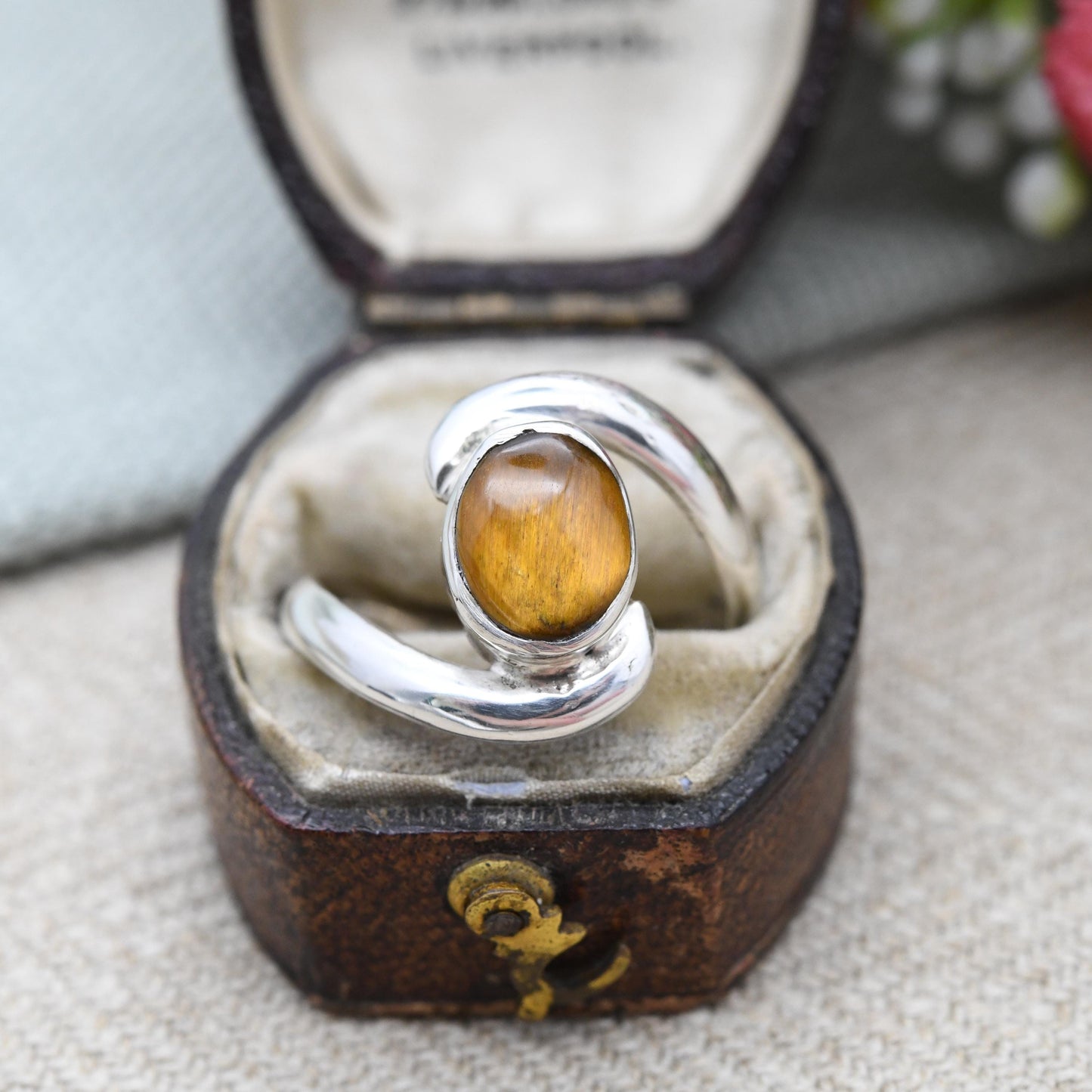 Vintage Sterling Silver Tiger's Eye Ring Swirl Bypass Design - Unisex Statement Everyday Silver Jewellery | UK Size - P 1/2 | US Size - 8