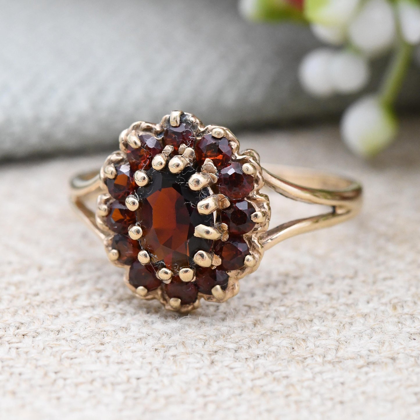 Vintage 9ct Gold Garnet Flower Ring 1976 - Mid-Century Edwardian Style | UK Size - O | US Size - 7 1/4