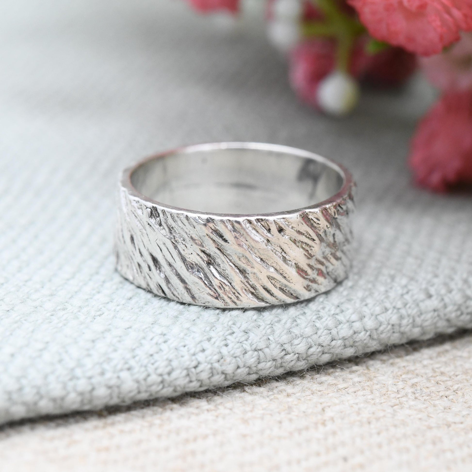 Vintage Sterling Silver Textured Band Ring 1989 - Unusual Everyday Silver Jewellery | Unisex Chunky Band | UK Size - N | US Size - 6 3/4