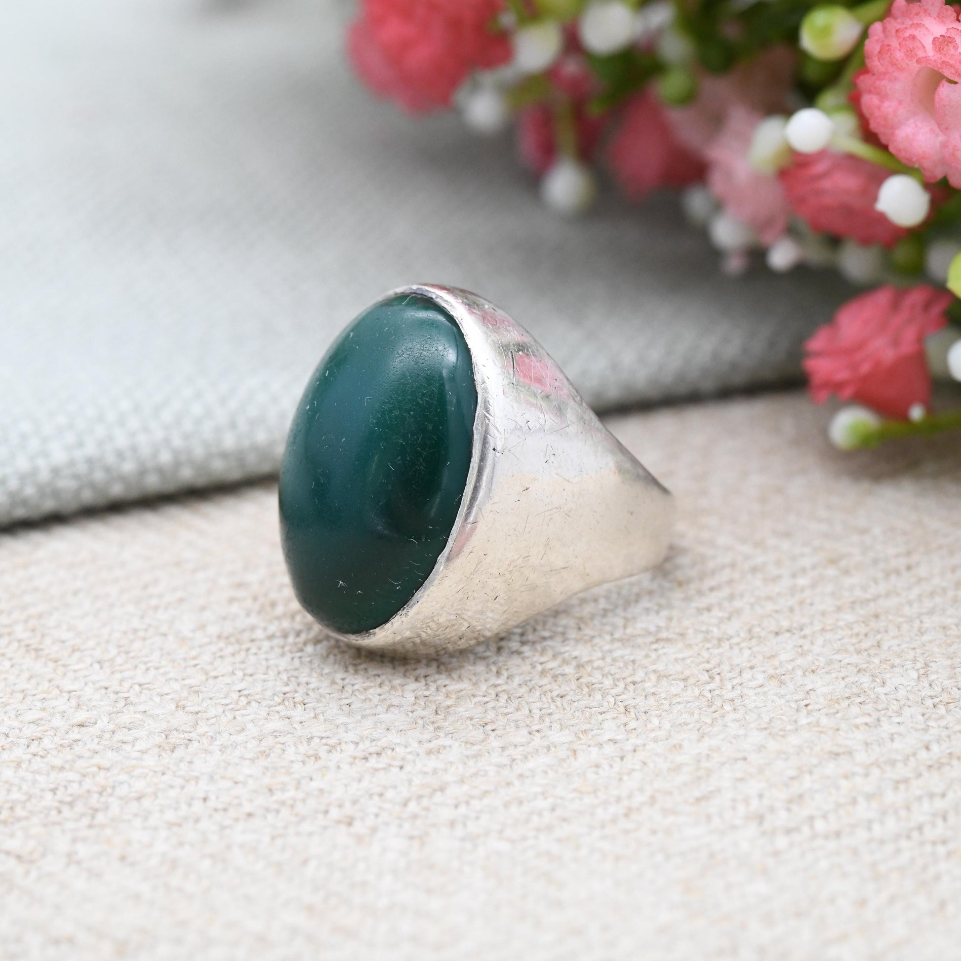 Vintage Sterling Silver Chrysoprase Statement Ring Mid-Century - Large Cabochon Gemstone Chunky Statement | UK Size - L 1/2 | US Size - 6