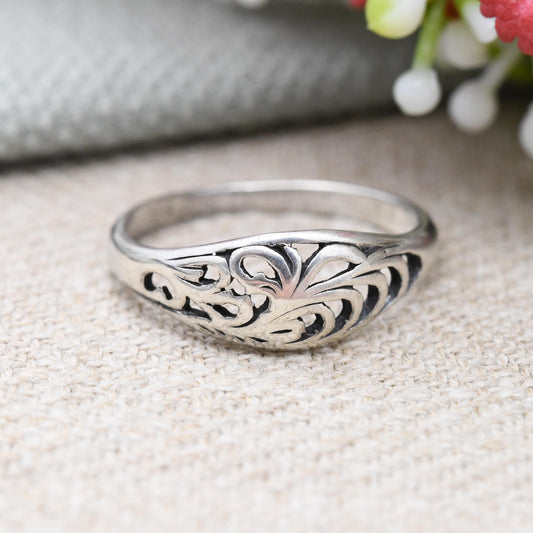 Sterling Silver Openwork Scrolling Design Ring - Everyday Solid Silver Jewellery | Delicate Design | UK Size - O 1/2 | US Size - 7 1/2