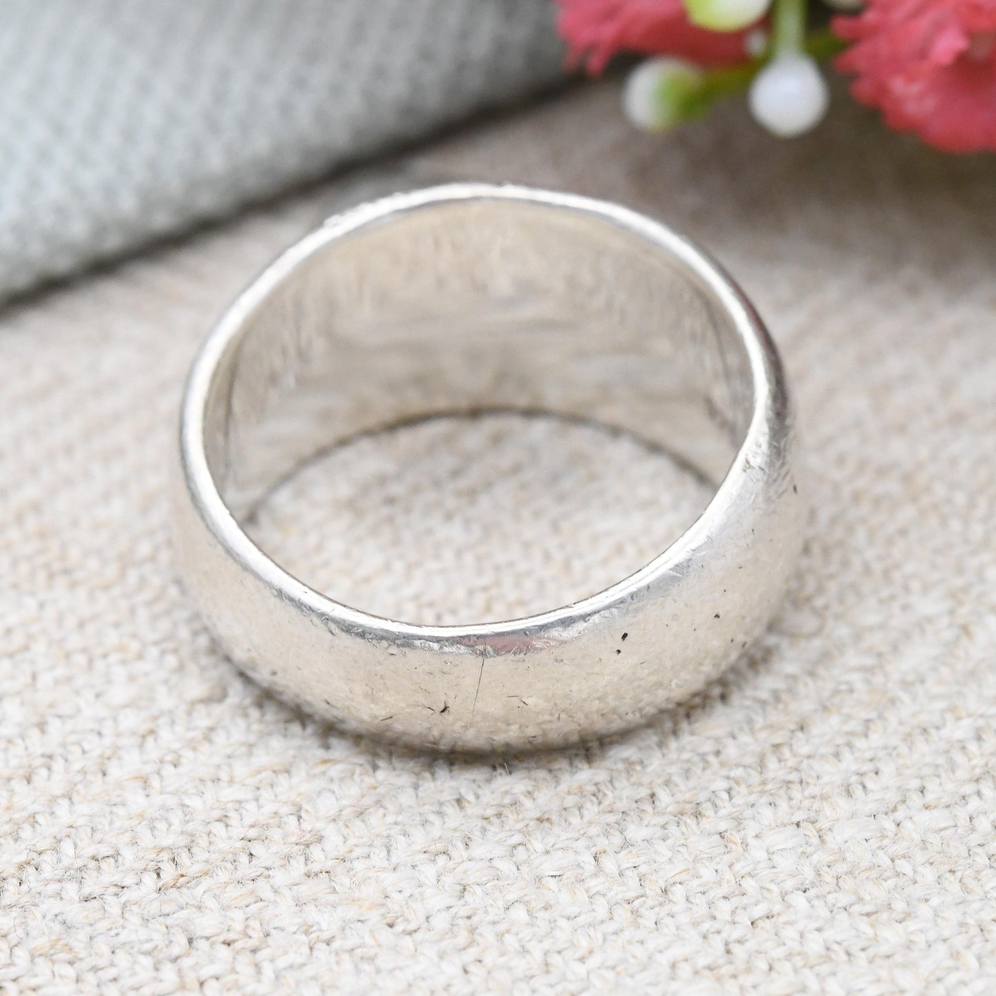 Chunky Sterling Silver Ring with Dangling Heart Drop - Contemporary Everyday Heavy Solid Silver Gift for Her | UK Size - R 1/2 | US Size - 9