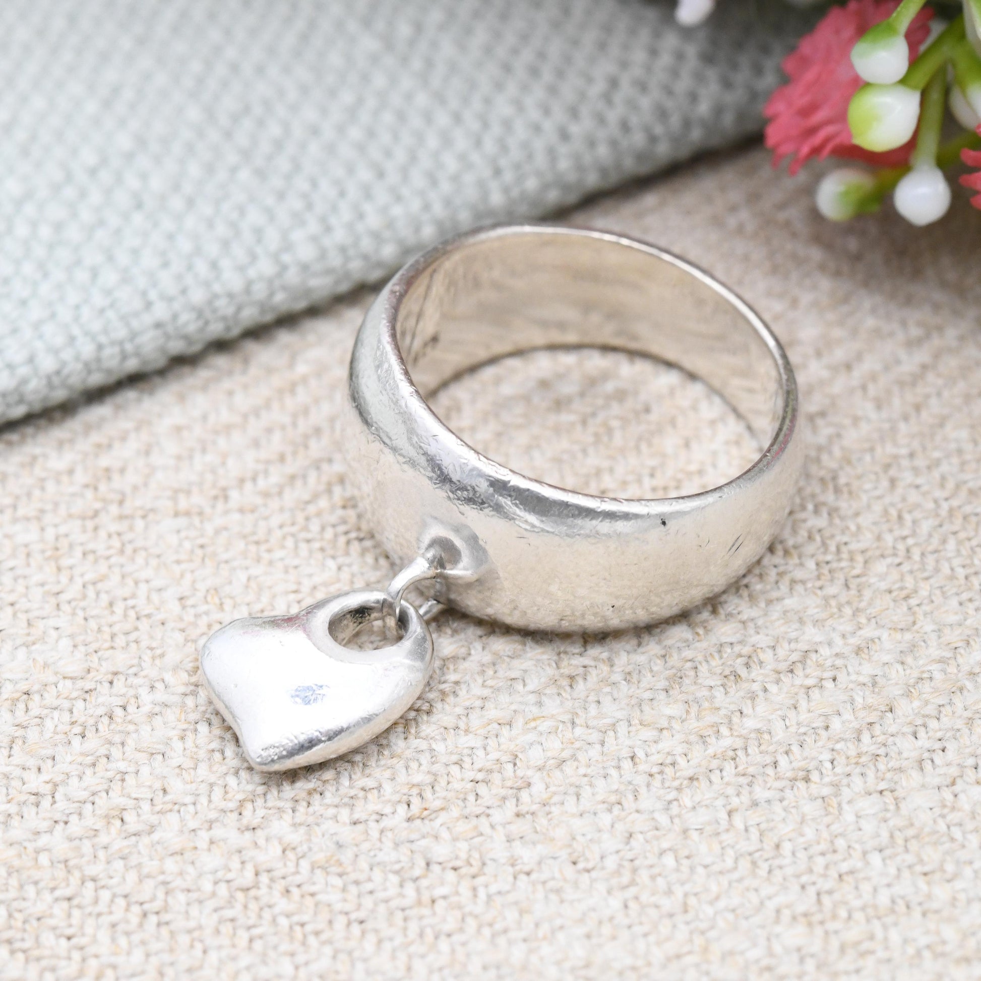 Chunky Sterling Silver Ring with Dangling Heart Drop - Contemporary Everyday Heavy Solid Silver Gift for Her | UK Size - R 1/2 | US Size - 9