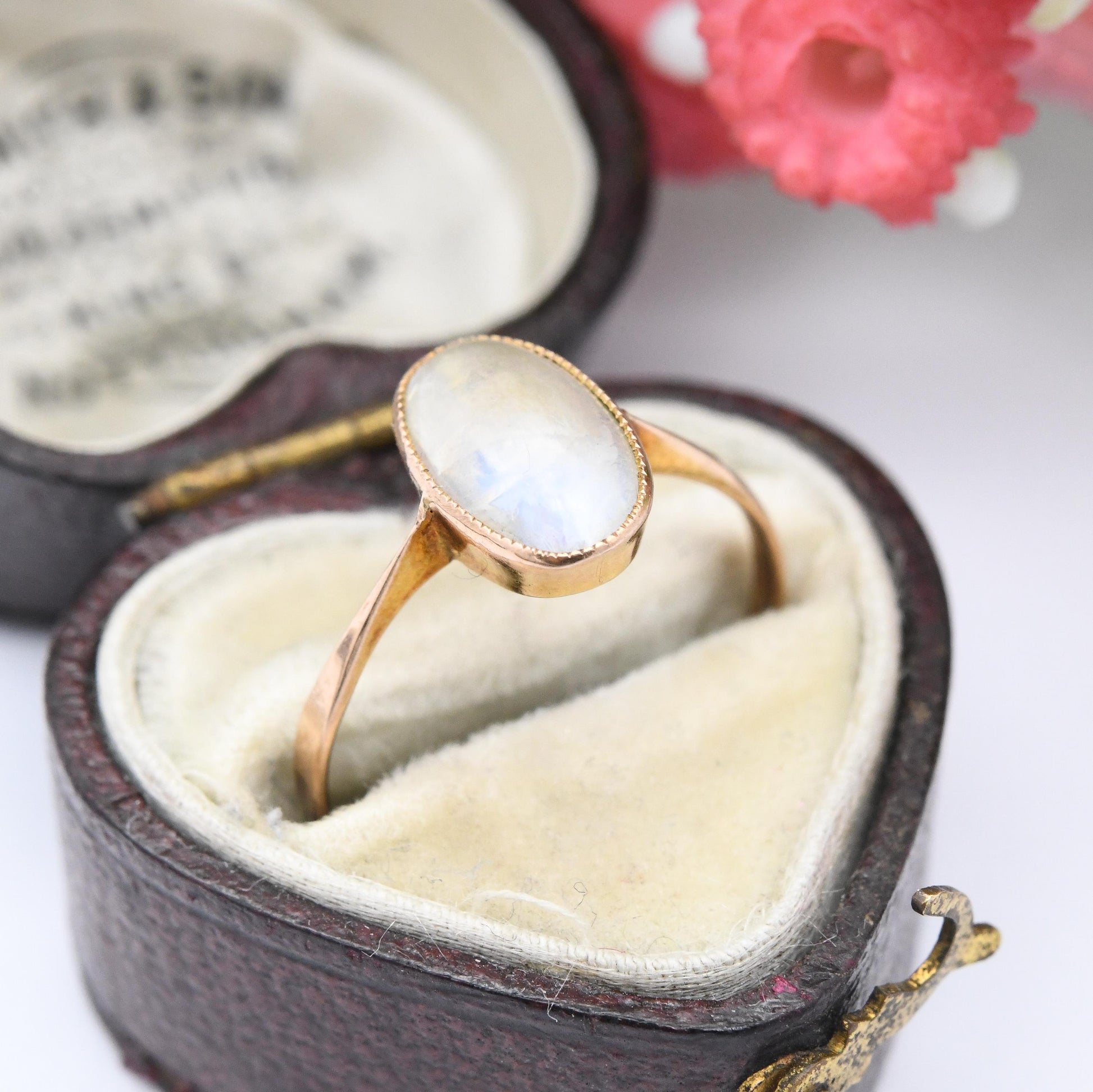 Antique Victorian 9ct Gold Moonstone Ring - Oval Cabochon Gemstone Ring | Antique Rose Gold Jewellery | UK Size - L 1/2 | US Size - 6