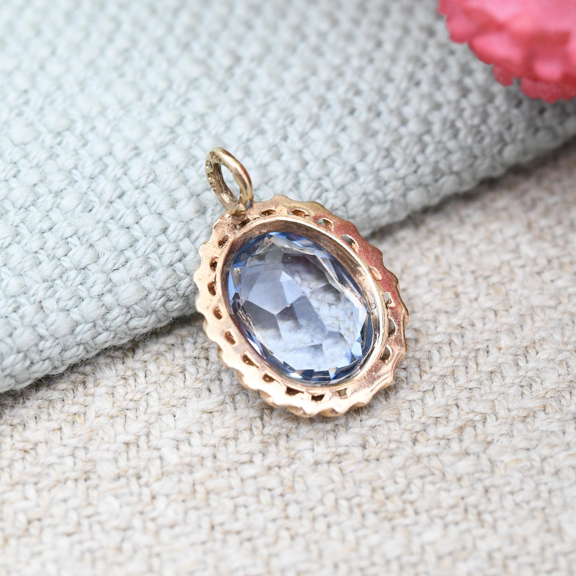 Vintage 9ct Gold Gemstone Pendant - Mid-Century Rope Twist Bezel | Baby Blue Stone | Little Charm for Necklace Stack