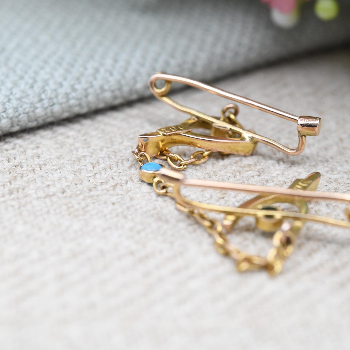 Antique 9ct Gold Turquoise Twin Wishbone Brooch with Chain Connector - Blue Stones | Edwardian Victorian Good Luck Jewellery