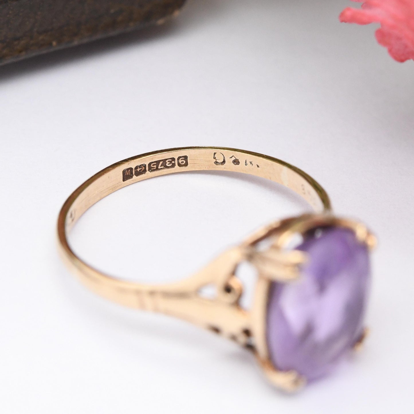 Vintage 9ct Gold Amethyst Ring 1971 - Mid-Century Large Purple Stone Solitaire | Small Size | UK Size - K | US Size - 5 1/4