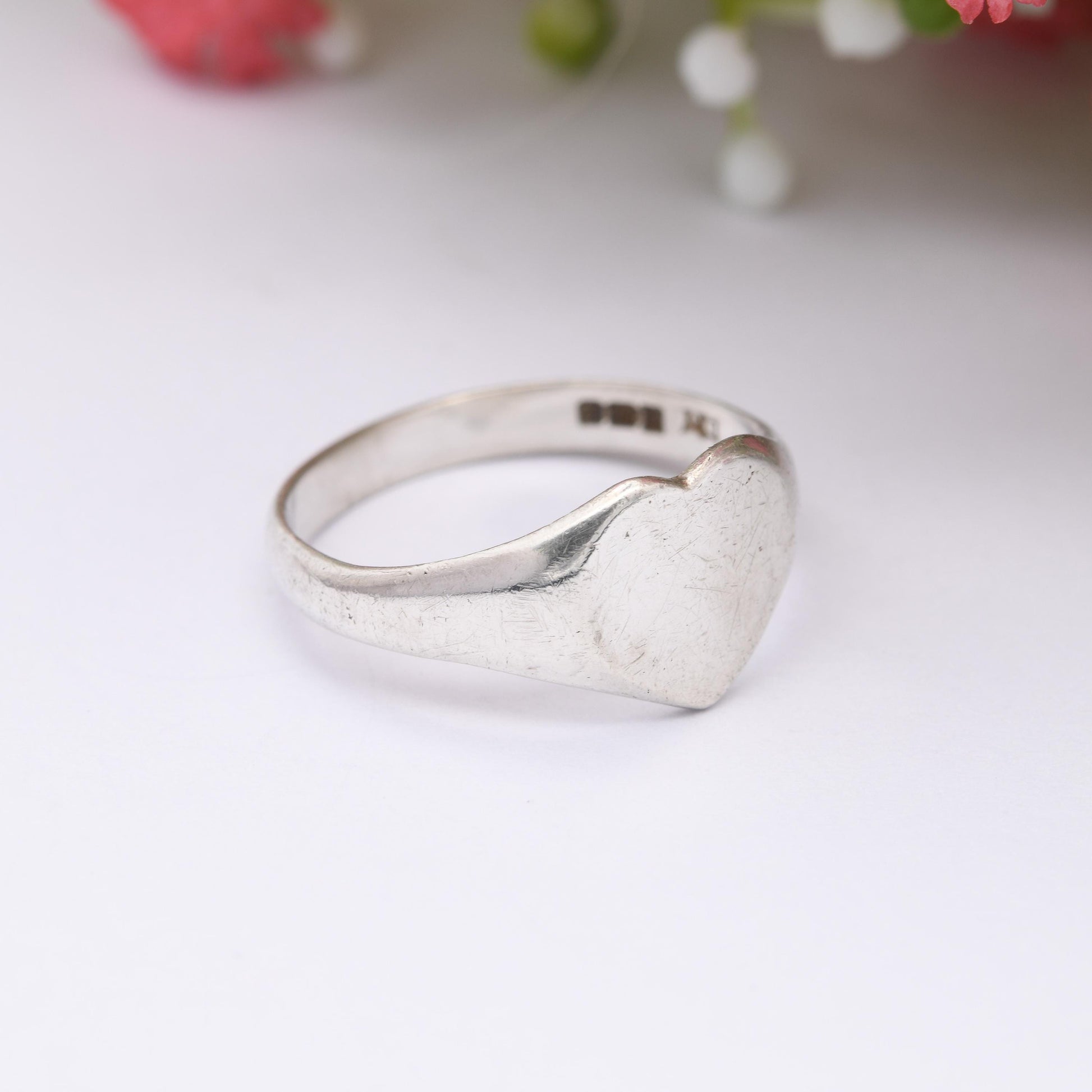 Vintage Sterling Silver Heart Signet Ring 1984 - Everyday Minimal Silver Love Heart Jewellery | Gift for Her | UK Size - M | US Size - 6 1/4