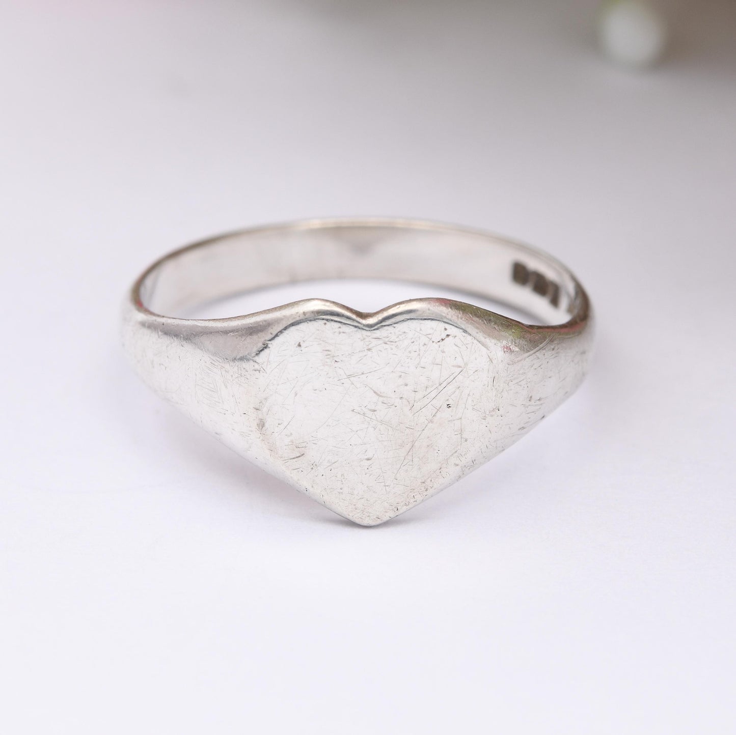 Vintage Sterling Silver Heart Signet Ring 1984 - Everyday Minimal Silver Love Heart Jewellery | Gift for Her | UK Size - M | US Size - 6 1/4