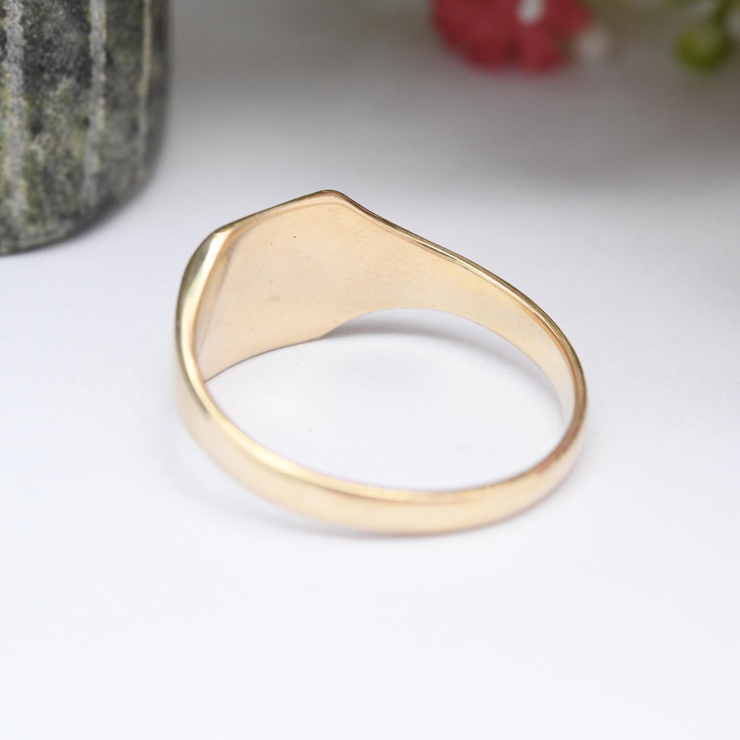 Vintage 9ct Gold Signet Ring S&Co - True Vintage Solid Gold Ring Unisex Everyday Gold Jewellery Gift for Him | UK Size - R | US Size - 8 1/2