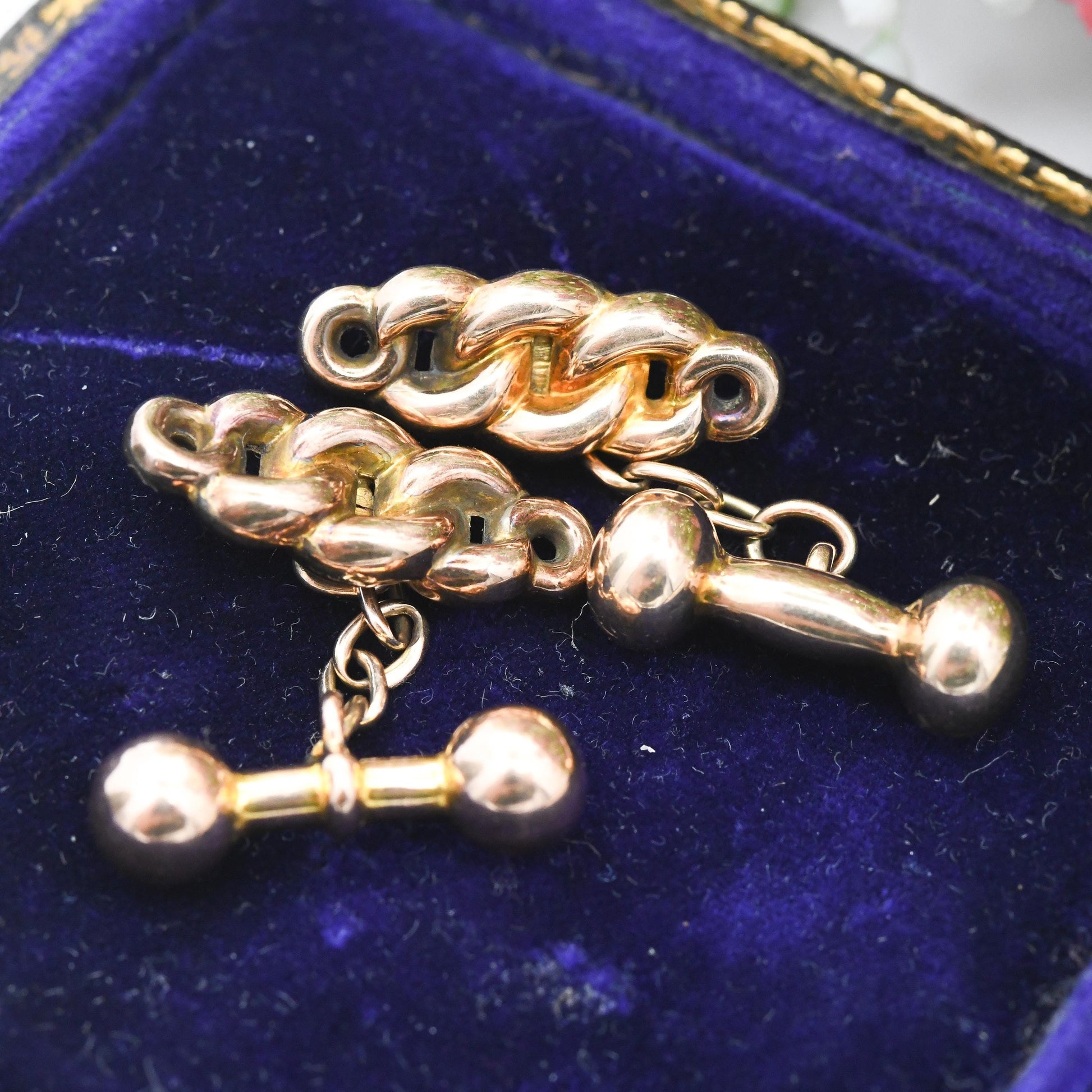 Vintage 9ct Gold Curb Link Knot Cuff Links - True Vintage Gentleman Cufflinks | Vintage Gold Men's Dress Accessories | Bar and Chain