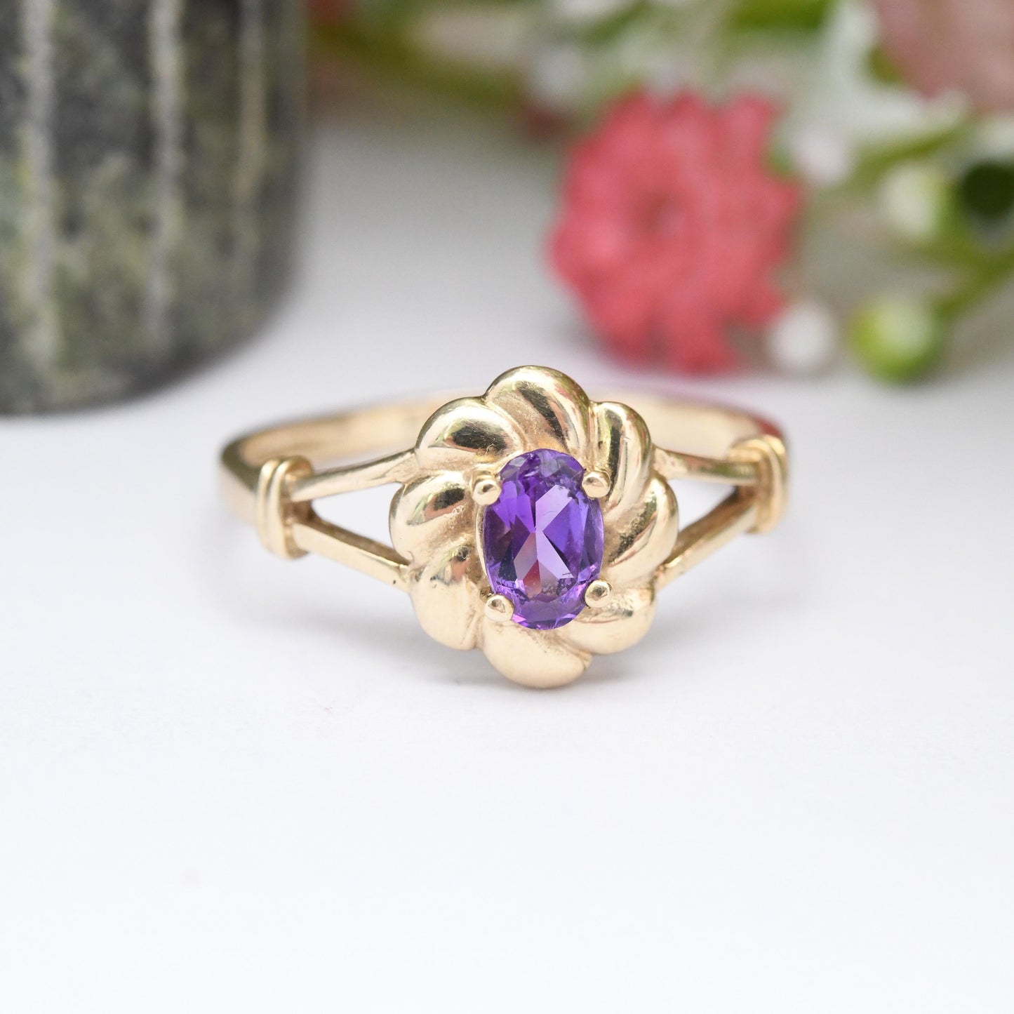 Vintage 9ct Gold Amethyst Ring Spiral Flower Shape - 1990's Design Purple Stone Solitaire | Thumb Ring | UK Size - P | US Size - 7 3/4