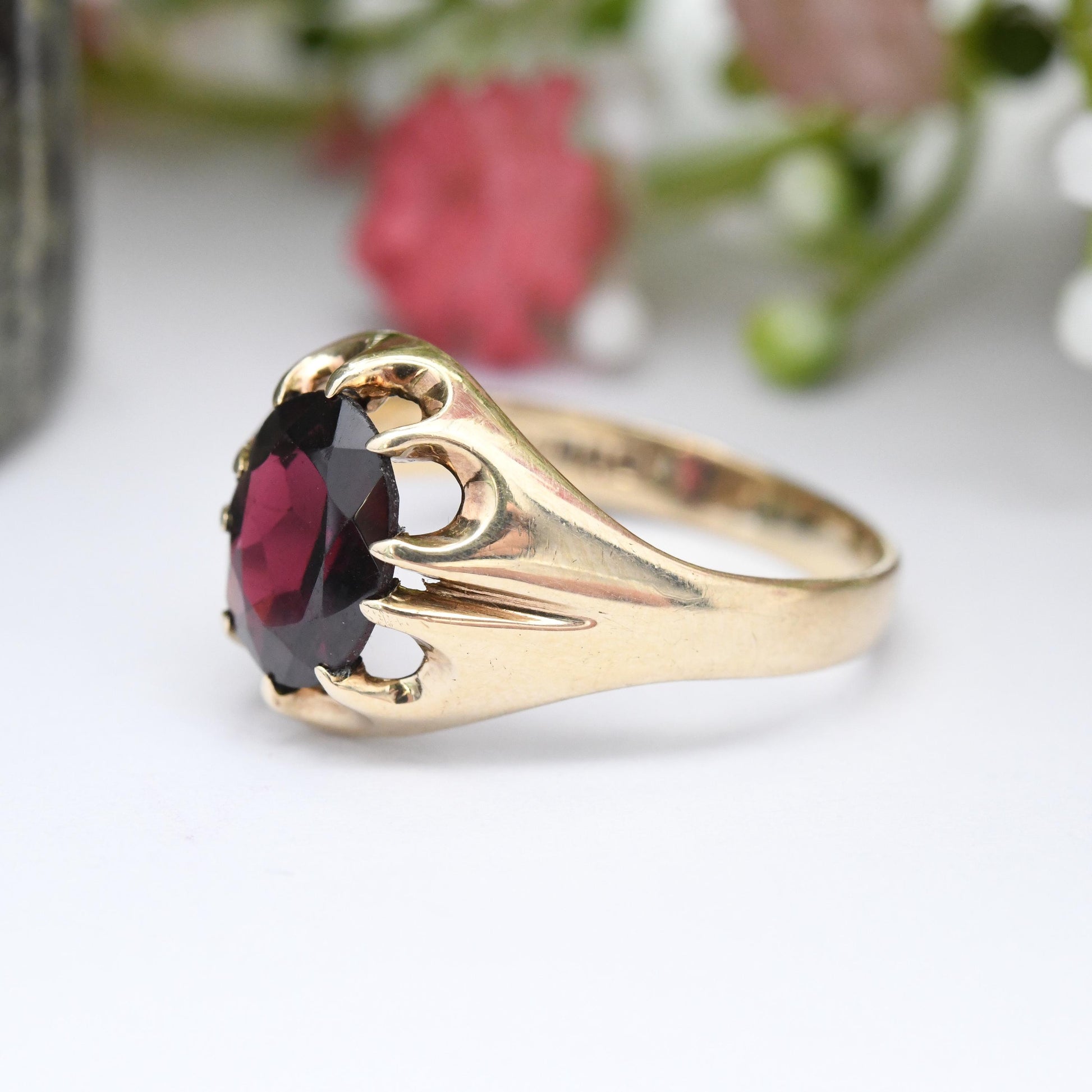 Vintage 9ct Gold Garnet Signet Ring 1985 Charles Lucas and Sons CL&S Edinburgh - Statement Unisex Jewellery | UK Size - P | US Size - 7 3/4