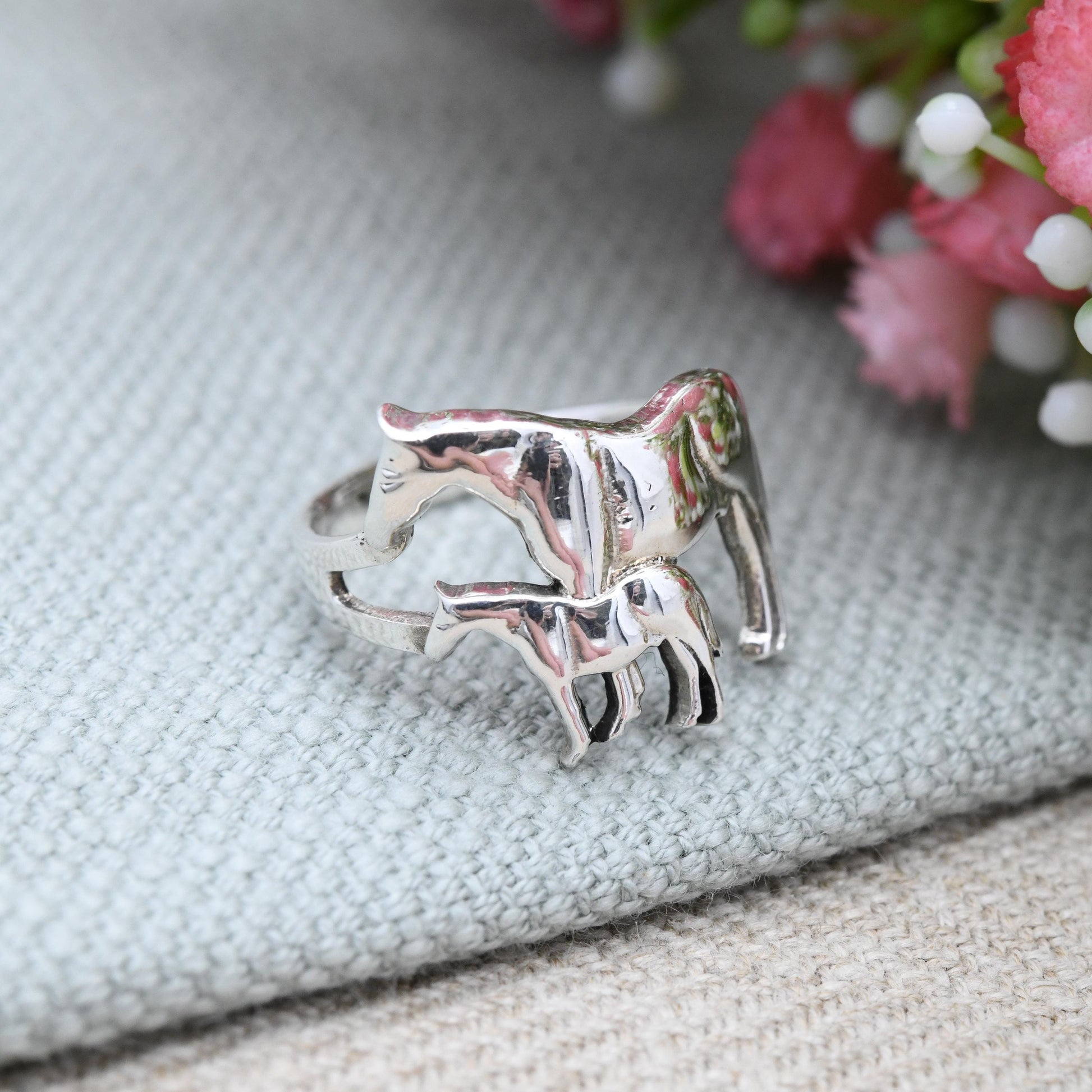 Vintage Sterling Silver Horse and Foal Ring - Sculptural Animal Jewellery Gift for Nature Lover Horse Riding | UK Size - N | US Size - 6 3/4