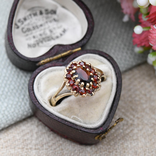 Vintage 9ct Gold Garnet Flower Ring 1976 - Mid-Century Edwardian Style | UK Size - O | US Size - 7 1/4