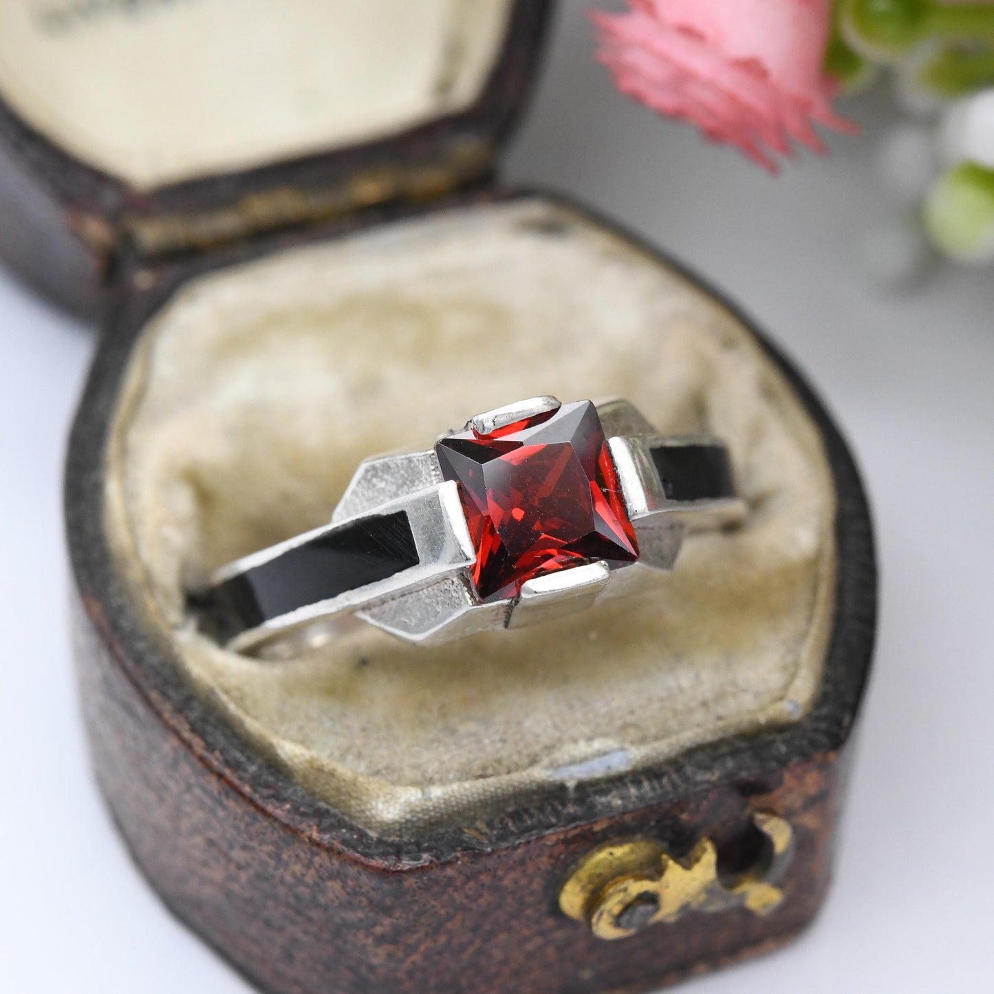 Vintage Sterling Silver Garnet Enamel Ring - Unusual Red Stone Square Solitaire with Black Enamel Band | UK Size - O 1/2 | US Size - 7 1/2