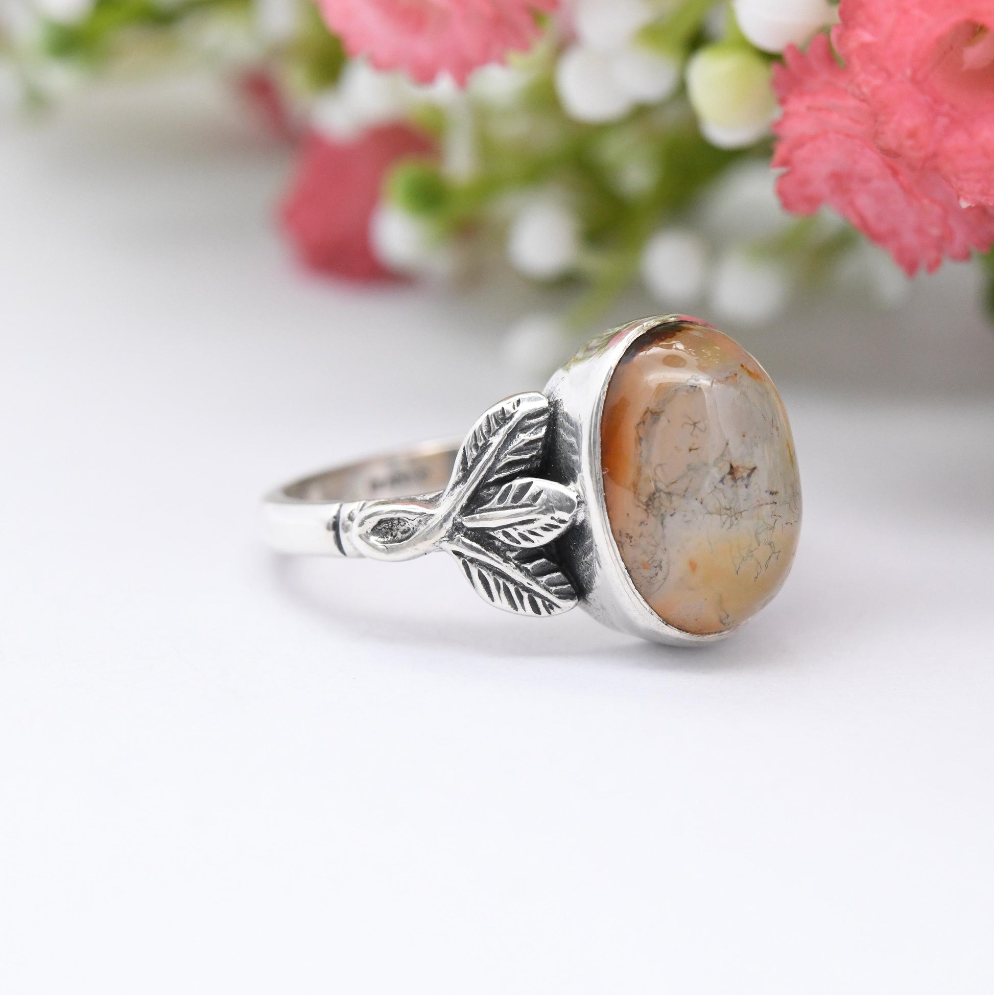 Vintage Sterling Silver Moss Agate Ring Leaf Setting - Statement Mid-Century Gemstone White Orange Green | UK Size - L 1/2 | US Size - 6