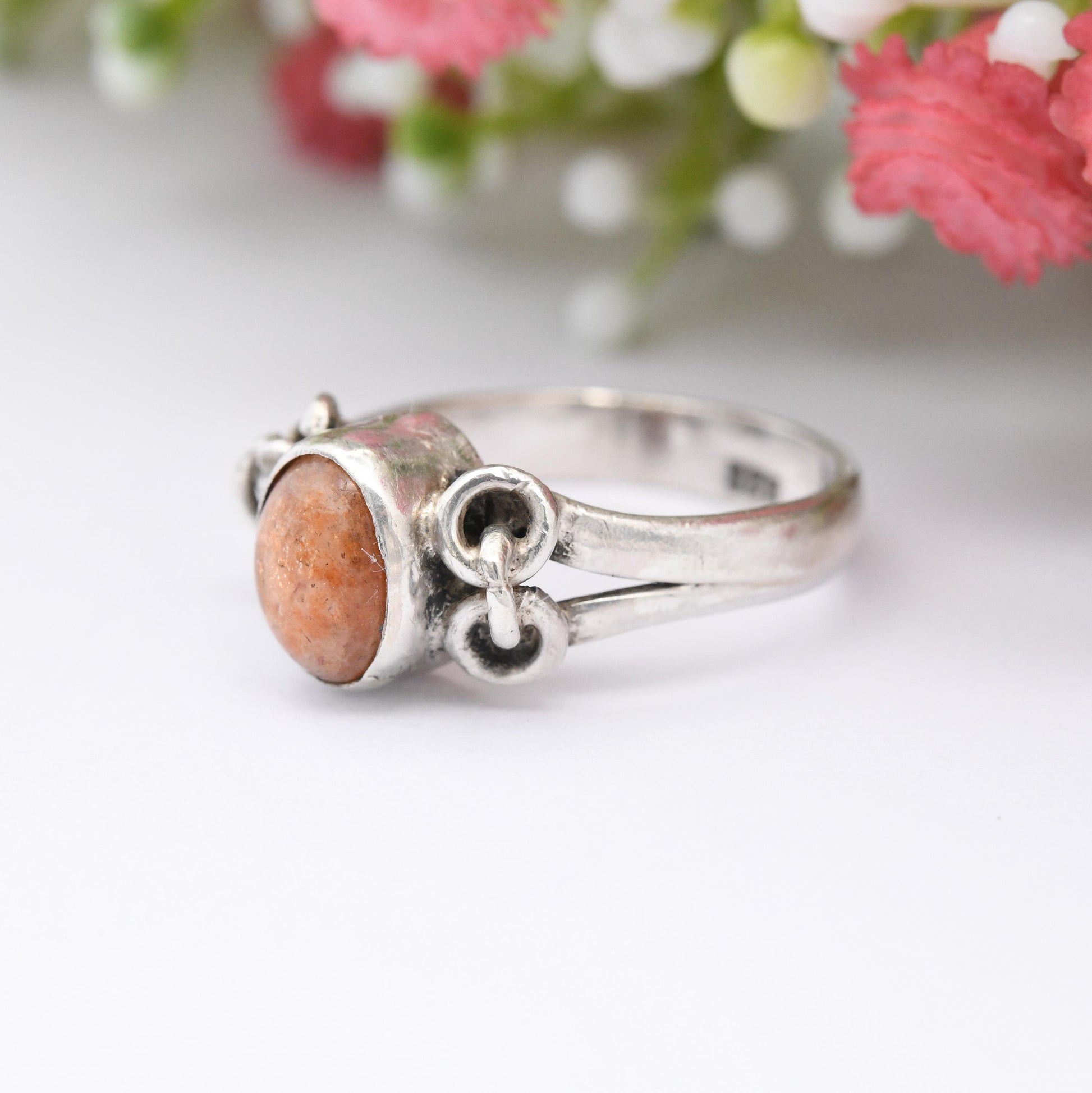 Vintage Sterling Silver Chain Link Ring with Orange Stone - Unusual Gemstone Cabochon | UK Size - P 1/2 | US Size - 8