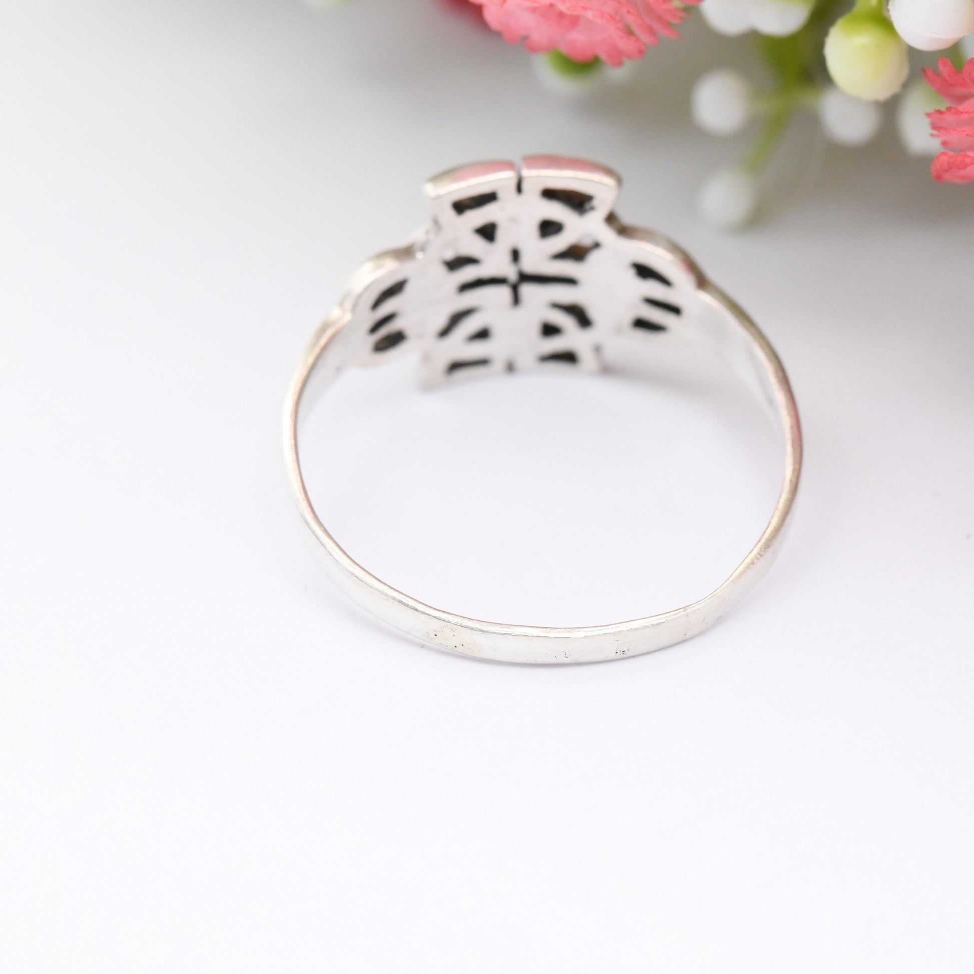 Vintage Sterling Silver Celtic Knot Ring - Large Knot Minimalist Ring Unisex Design Middle Finger Ring | UK Size - Y 1/2 | US Size - 12 1/4