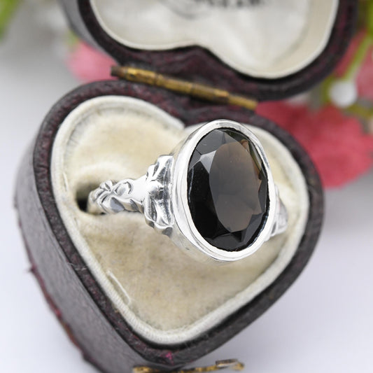 Vintage Sterling Silver Smoky Quartz Ring with Pretty Bow Shoulders - Mid-Century Silver Jewellery | UK Size - K | US Size - 5 1/4