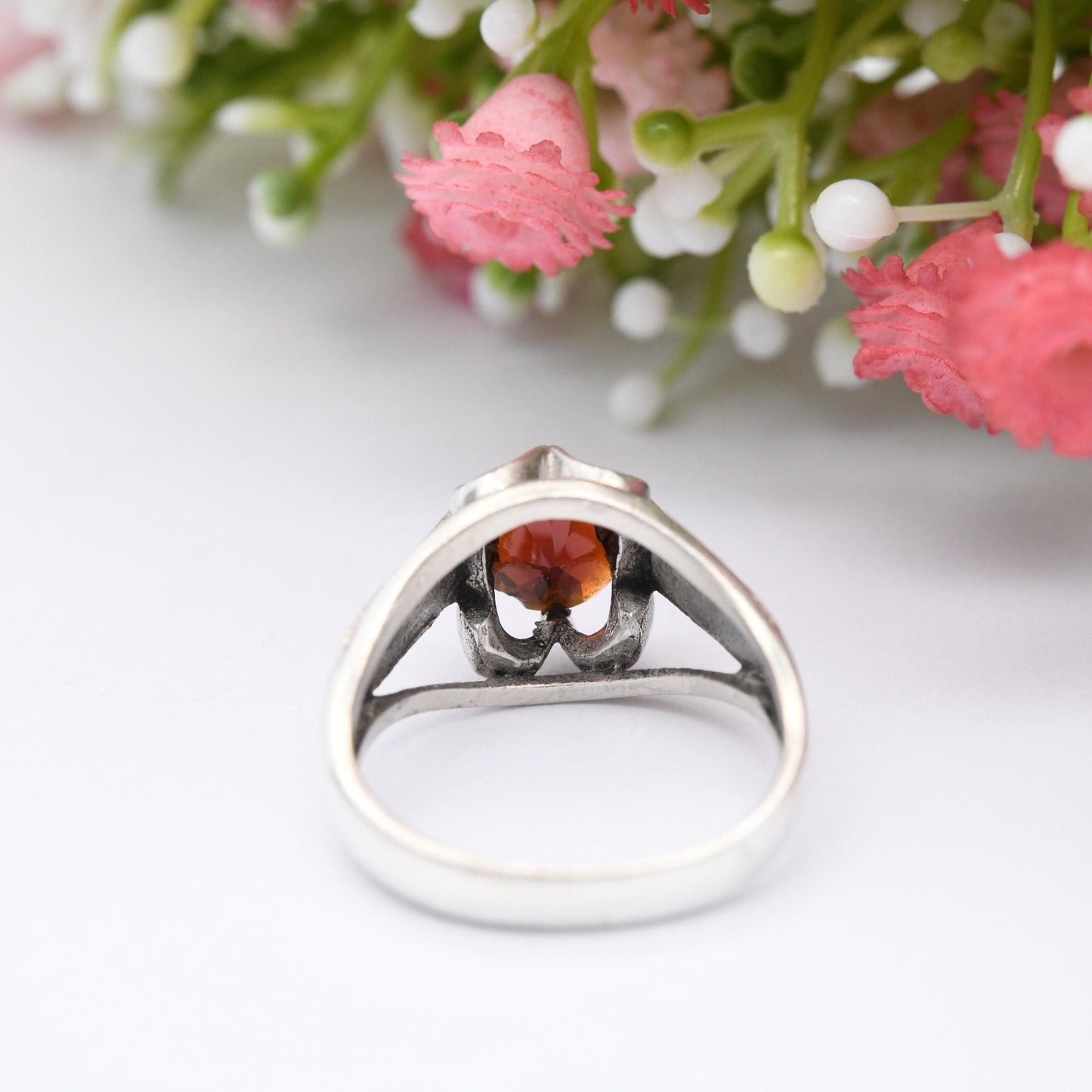 Vintage Mid-Century Sterling Silver Garnet Ring 1975 - Chunky Modernist Sculptural Silver Jewellery | UK Size - P | US Size - 7 1/2