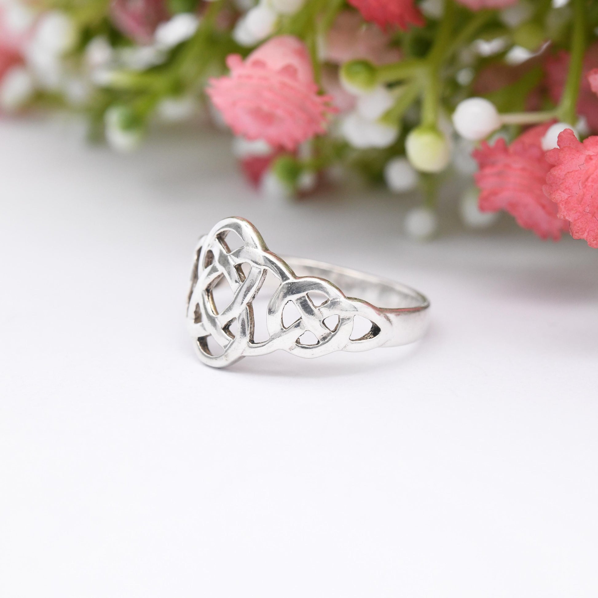 Vintage Sterling Silver Celtic Knot Ring by Kit Heath - 1990s Great British Designer | Unisex Twisted Design | UK Size - O | US Size - 7 1/4