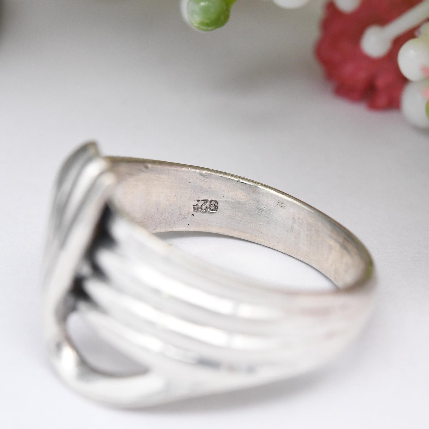 Vintage Sterling Silver Twist Ring - Modernist Minimalist Everyday Ring | Swirling Spiral Design | UK Size - P | US Size - 7 1/2