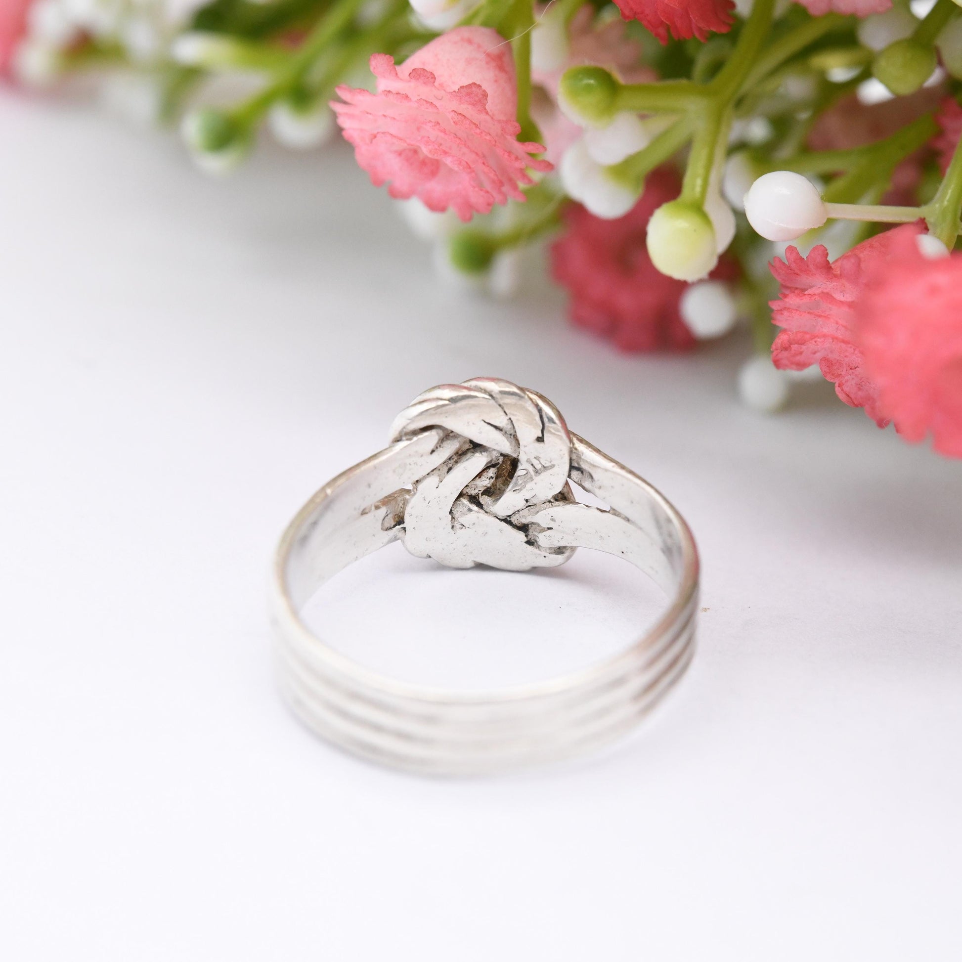 Vintage Sterling Silver Knot Ring - Minimalist Twisted Knot Ring | Unisex Design | UK Size - Q | US Size - 8 1/4