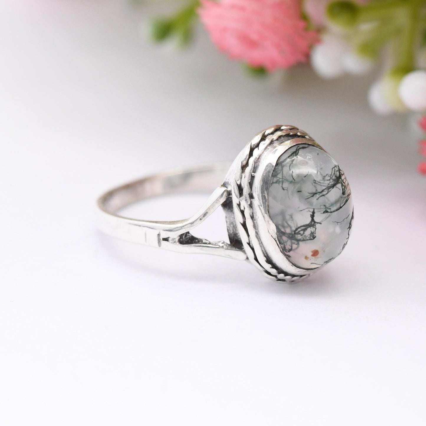 Vintage Sterling Silver Moss Agate Ring - Pretty Mid-Century Gemstone Translucent Green | UK Size - N | US Size - 6 1/2