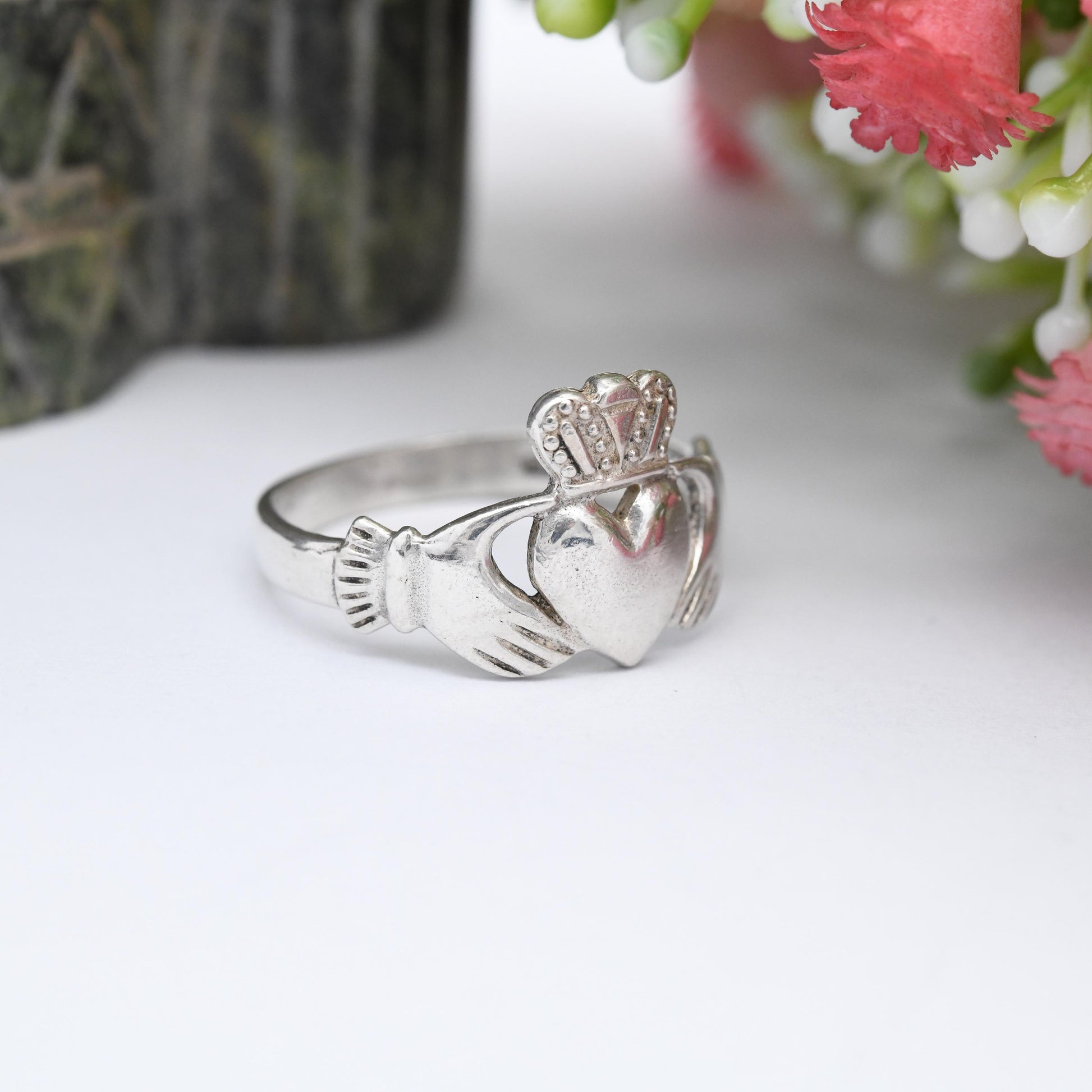 Vintage Sterling Silver Claddagh Ring 1994 - Irish Symbol Hands Holding Crowned Heart Ring Loyalty | Made in Ireland | UK Size - S | US - 9