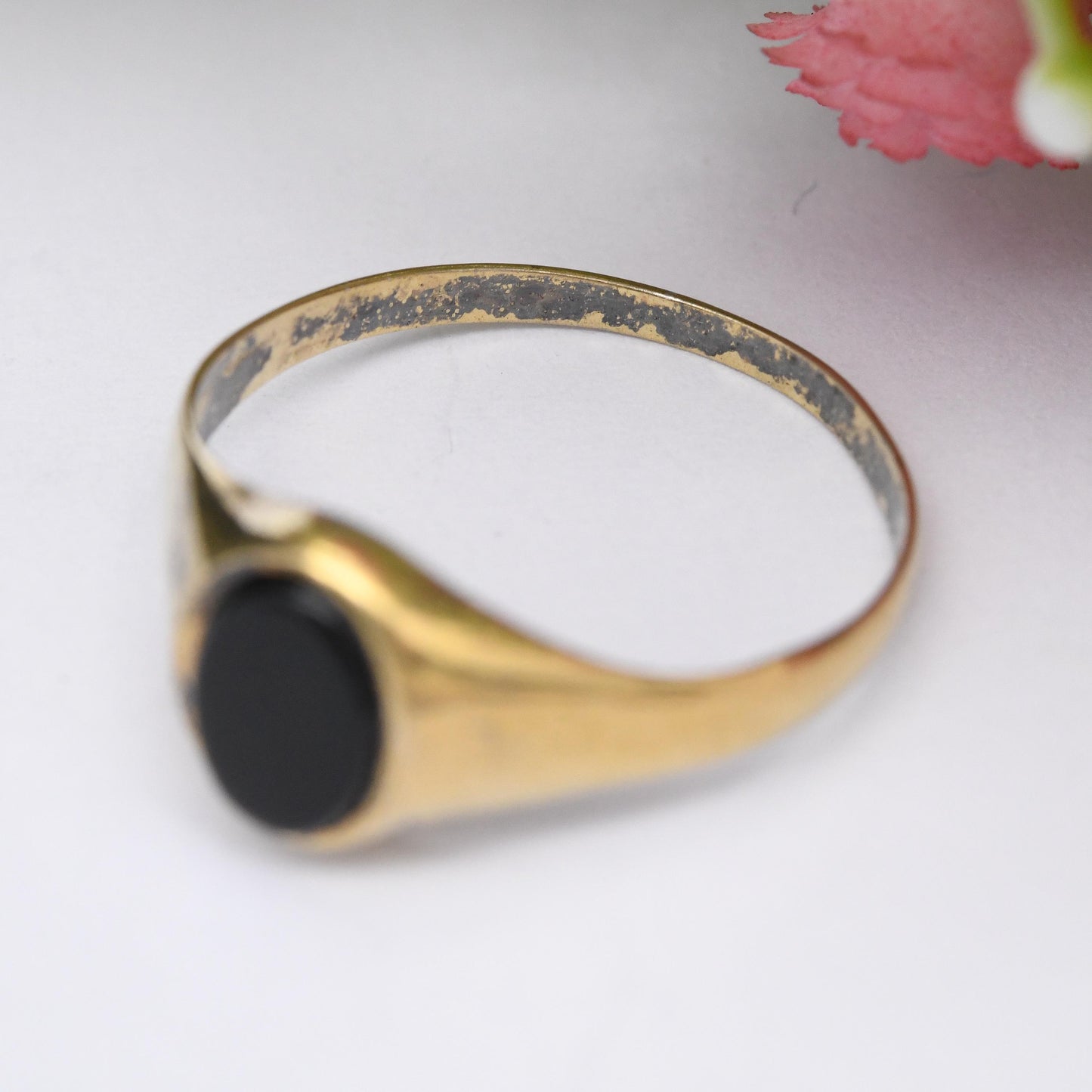 Vintage Gold Plated Sterling Silver Onyx Signet Ring - Unisex Jewellery Gift for Him Middle Finger Ring | UK Size - R 1/2 | US Size - 8 3/4