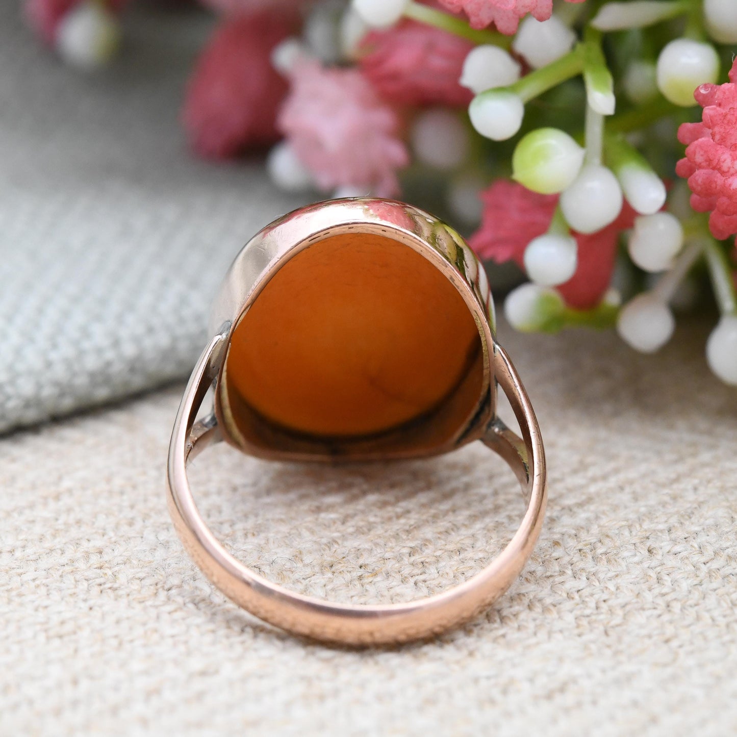 Antique Victorian 9ct Gold Sardonyx Ring 1870 - Large Red White Stone | Clear UK Birmingham Hallmarks | UK Size - N 1/2 | US Size - 6 3/4