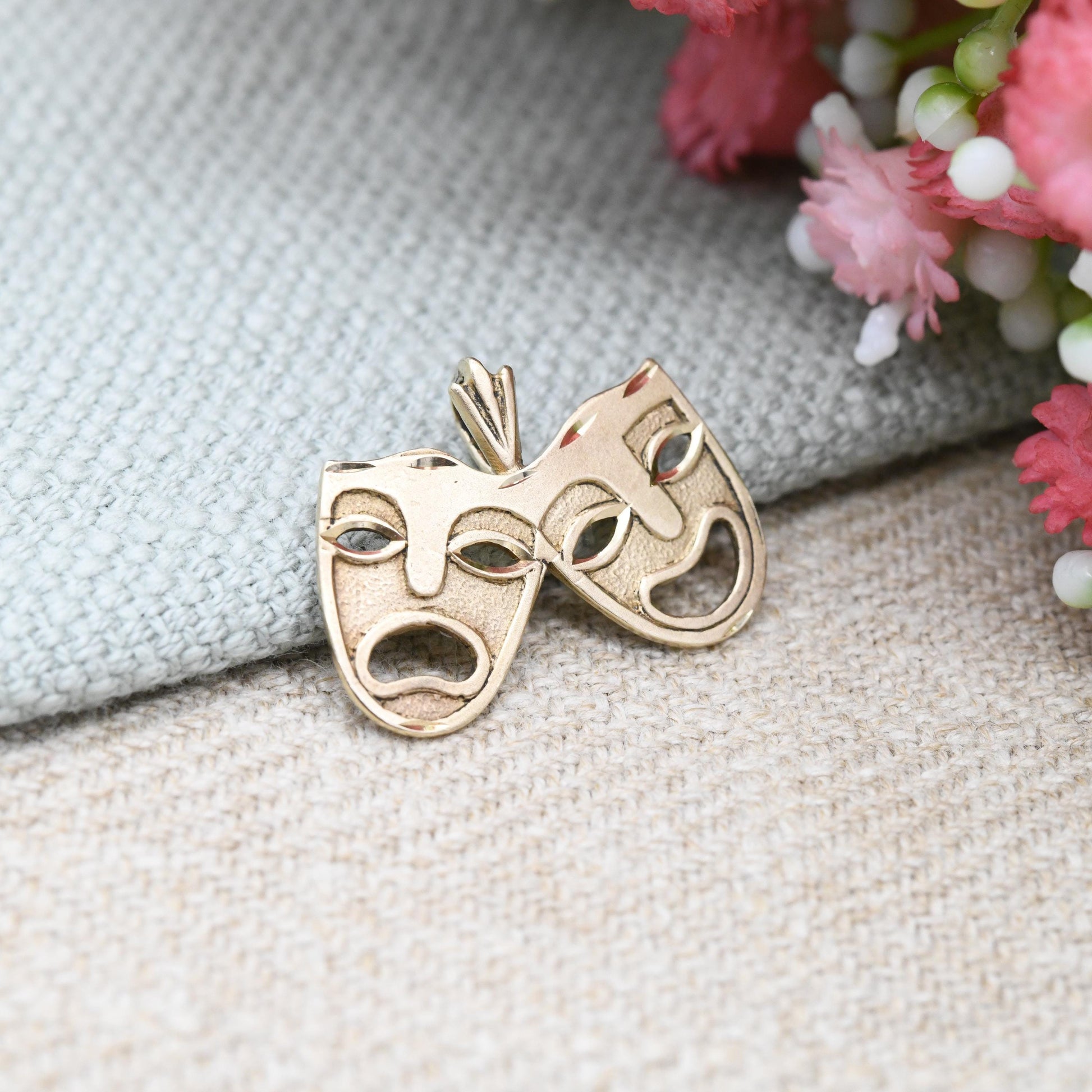 Vintage 9ct Gold Tragedy and Comedy Theatre Masks Pendant 1988 - Mid-Century Melpomene and Thalia Sad Happy Faces | Pretty Solid Gold Gift