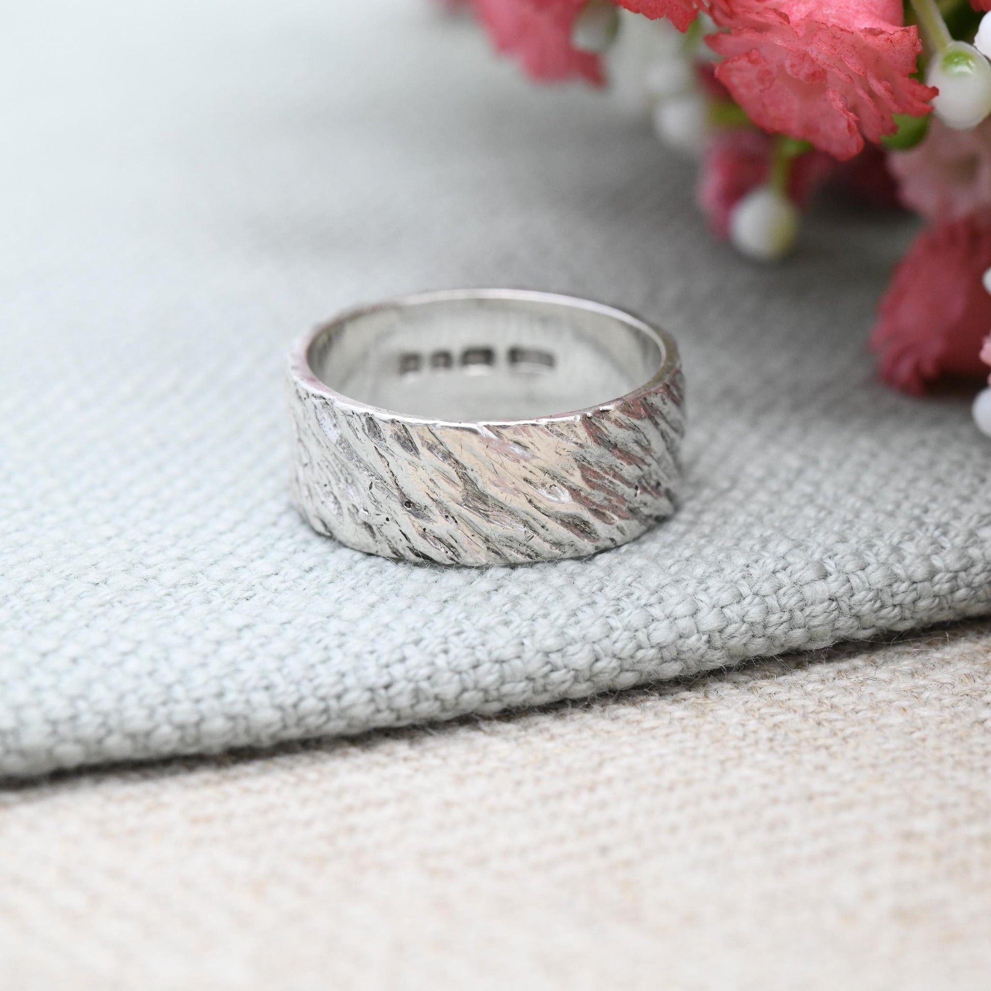 Vintage Sterling Silver Textured Band Ring 1989 - Unusual Everyday Silver Jewellery | Unisex Chunky Band | UK Size - N | US Size - 6 3/4