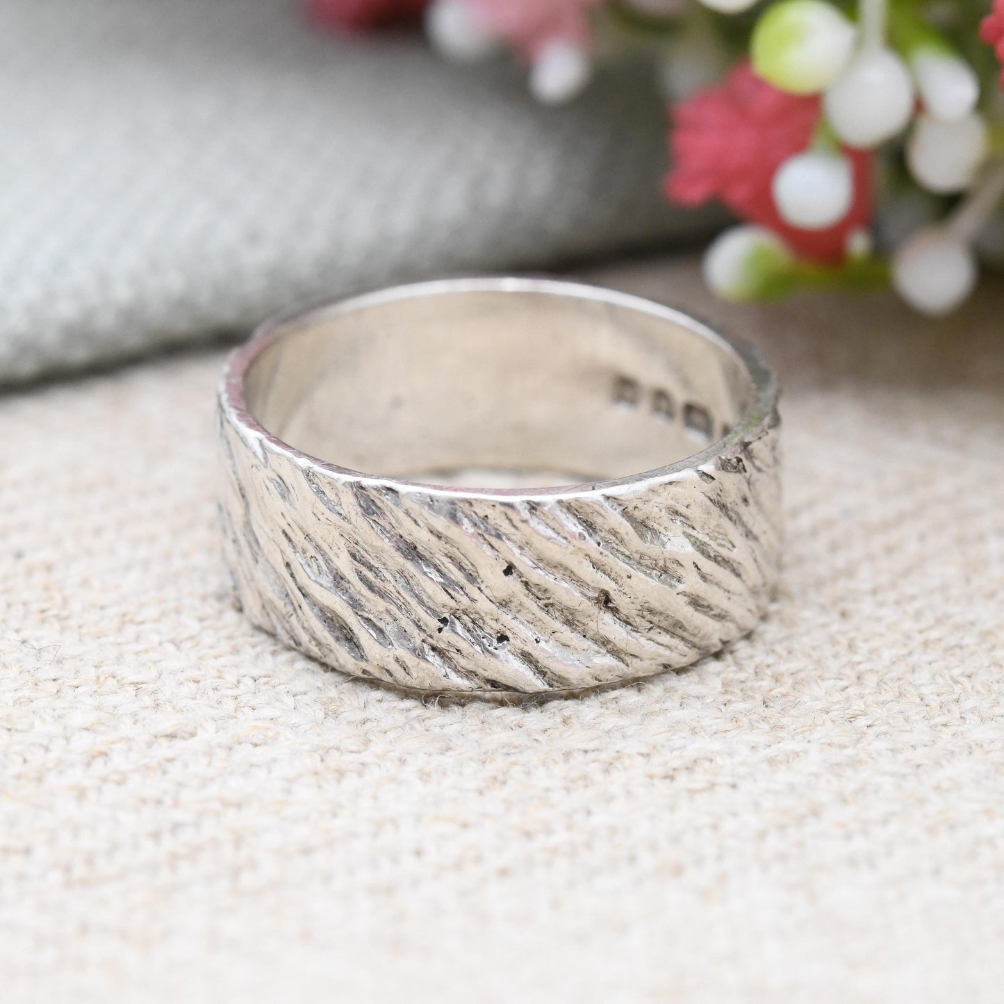 Vintage Sterling Silver Textured Band Ring 1989 - Unusual Everyday Silver Jewellery | Unisex Chunky Band | UK Size - N | US Size - 6 3/4