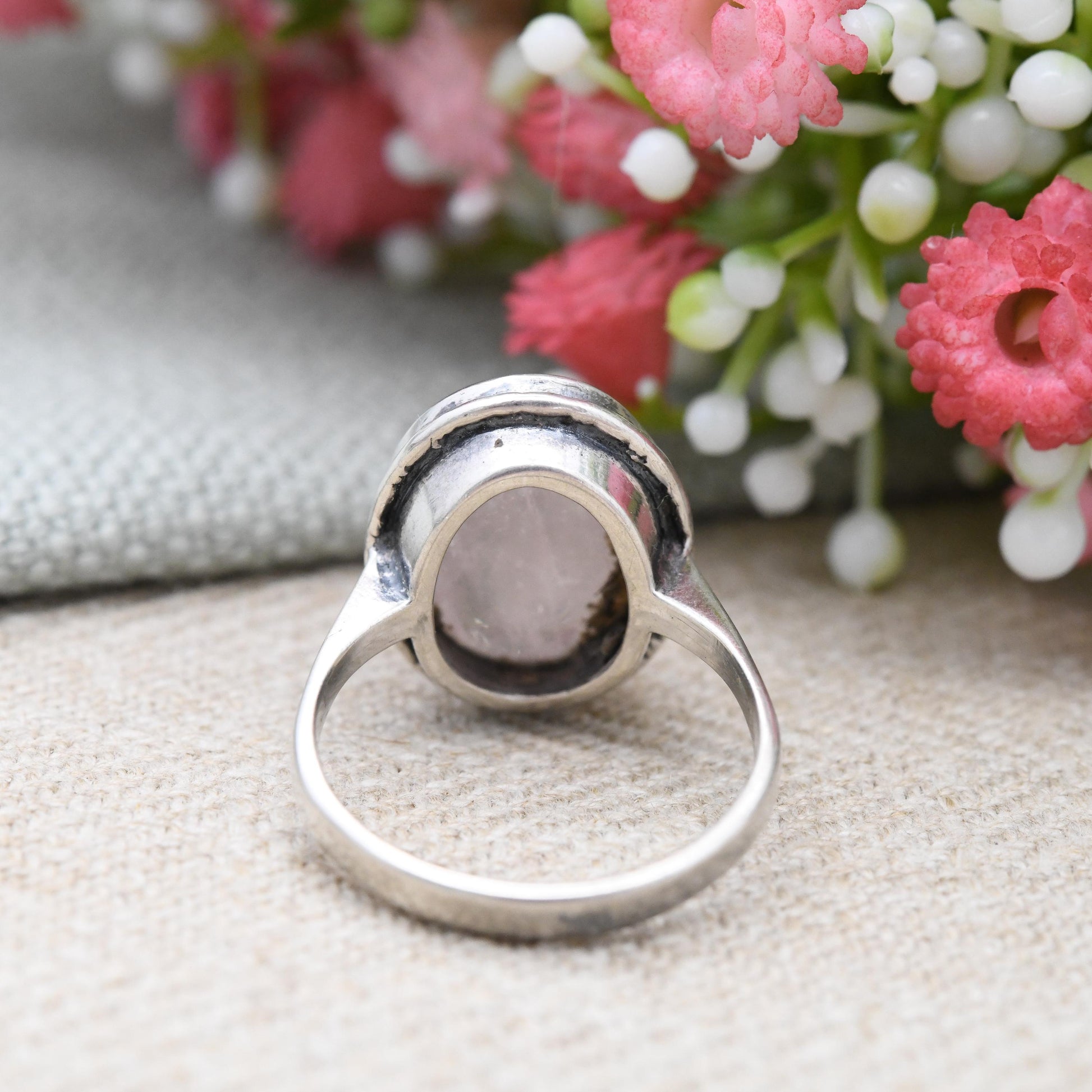 Vintage Sterling Silver Rose Quartz Ring - True Vintage | Large Cabochon Oval Stone | Pretty Baby Pink Gemstone | UK Size - O | US Size - 7