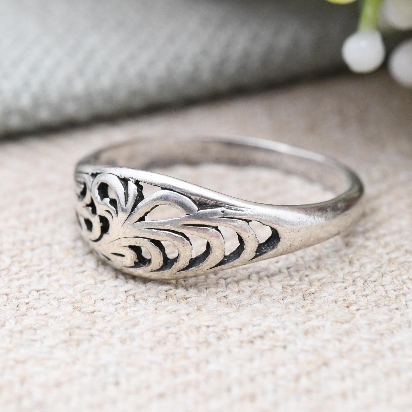 Sterling Silver Openwork Scrolling Design Ring - Everyday Solid Silver Jewellery | Delicate Design | UK Size - O 1/2 | US Size - 7 1/2