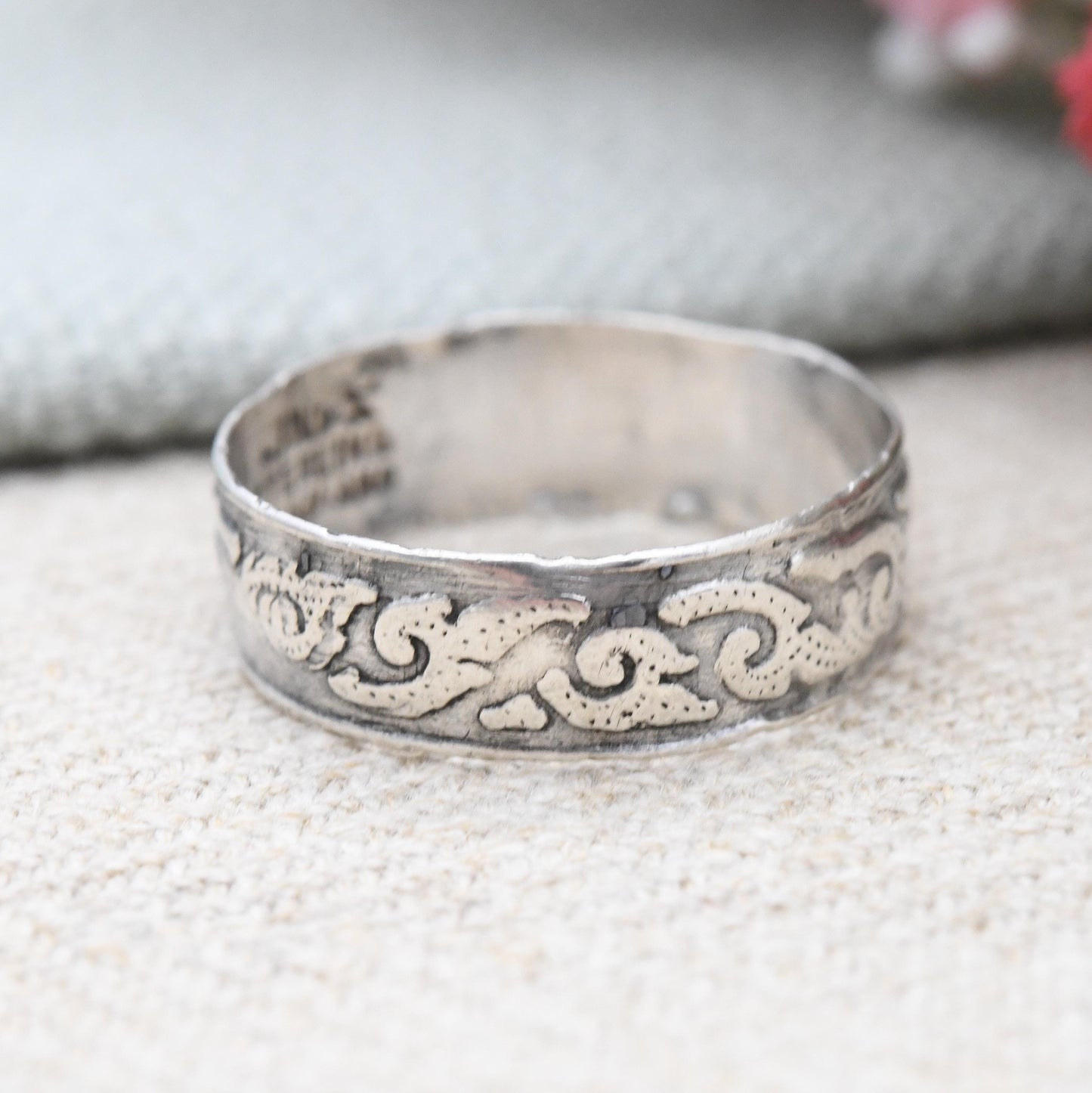 Vintage Thailand Sterling Silver Ring Signed Lings - Mekhala Goddess of Lightening | Scrolling Leaves | UK Size - Q 1/2 | US Size - 8 1/4