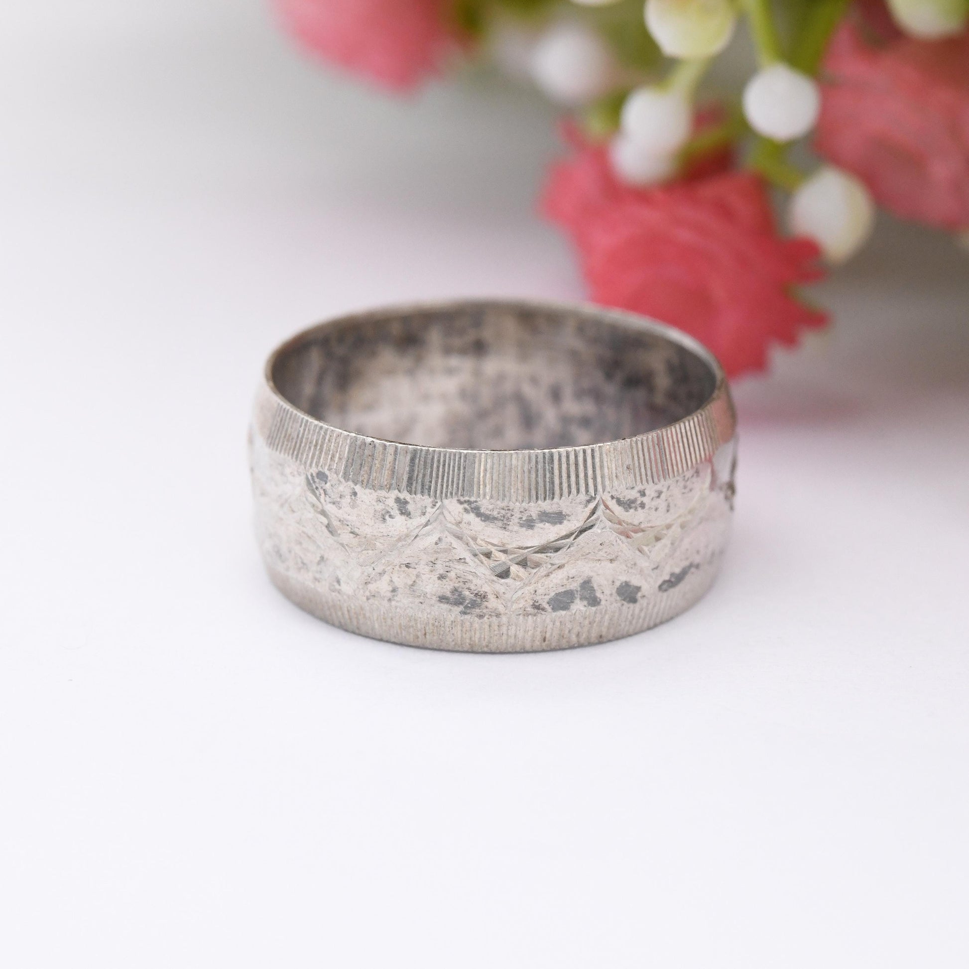 Vintage Sterling Silver Band Ring 1978 Toye Kenning and Spencer TK&S - Unisex Textured Silver Wide Band | UK Size - M 1/2 | US Size - 6 1/2
